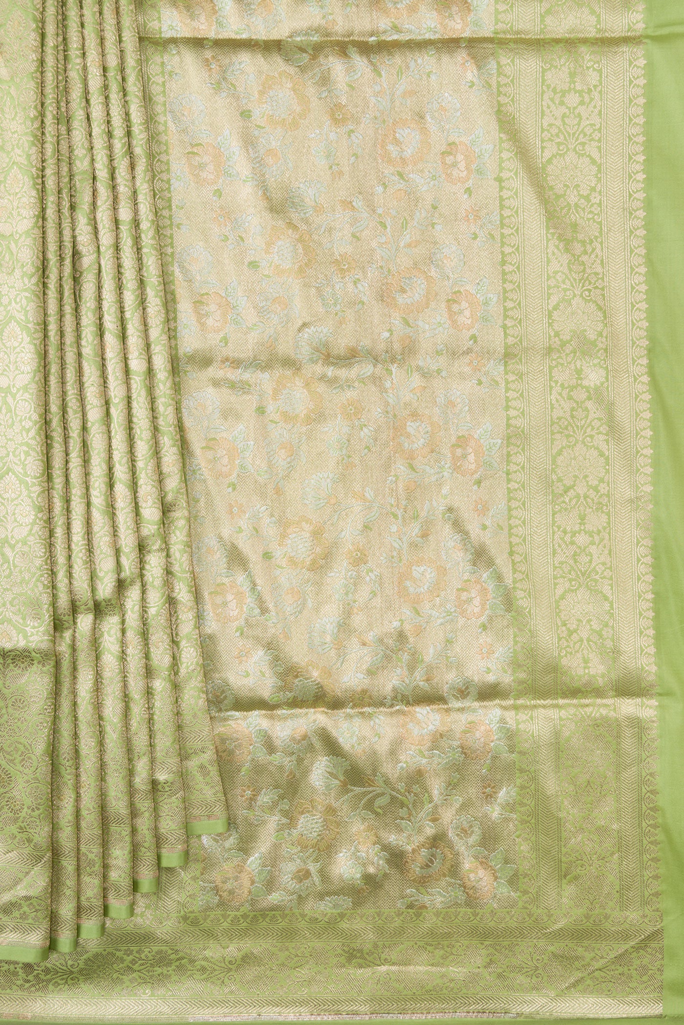 Pleats and pallu of Pista Green Dual Tone Banarasi Silk Saree with Zari Brocade on the body and Zari Border. 