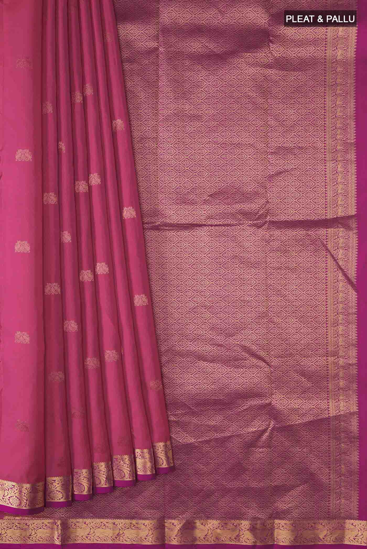 pleats pallu