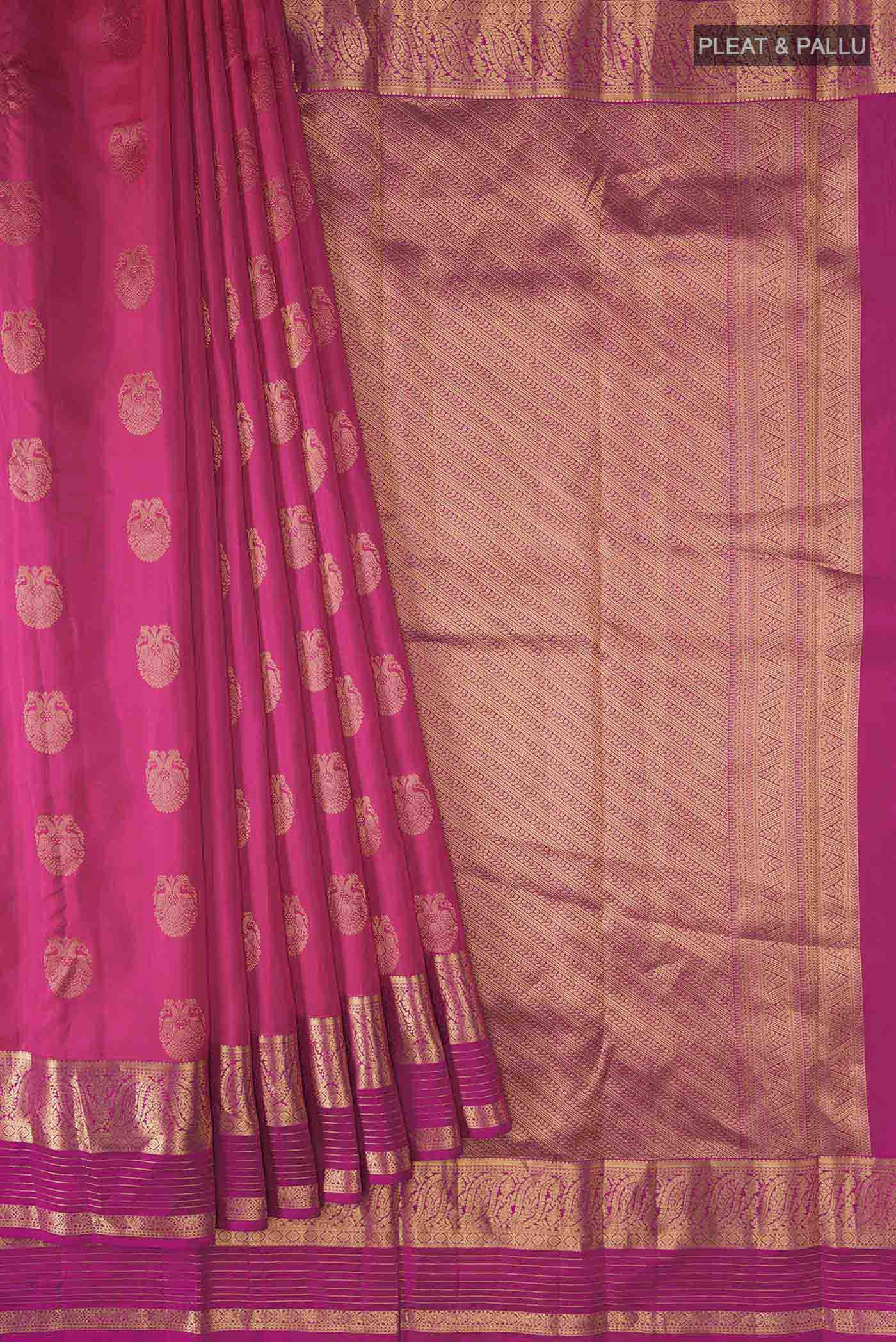 pleats pallu