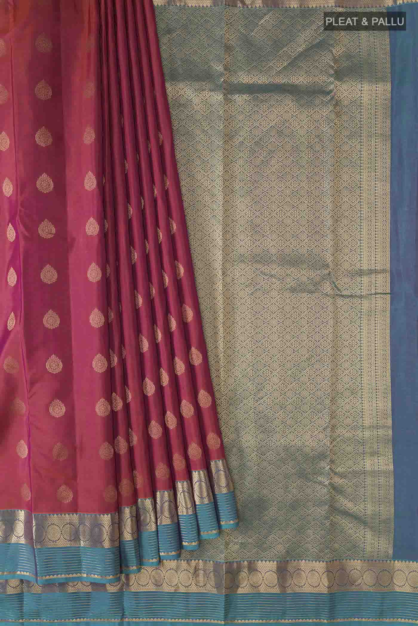pleats pallu