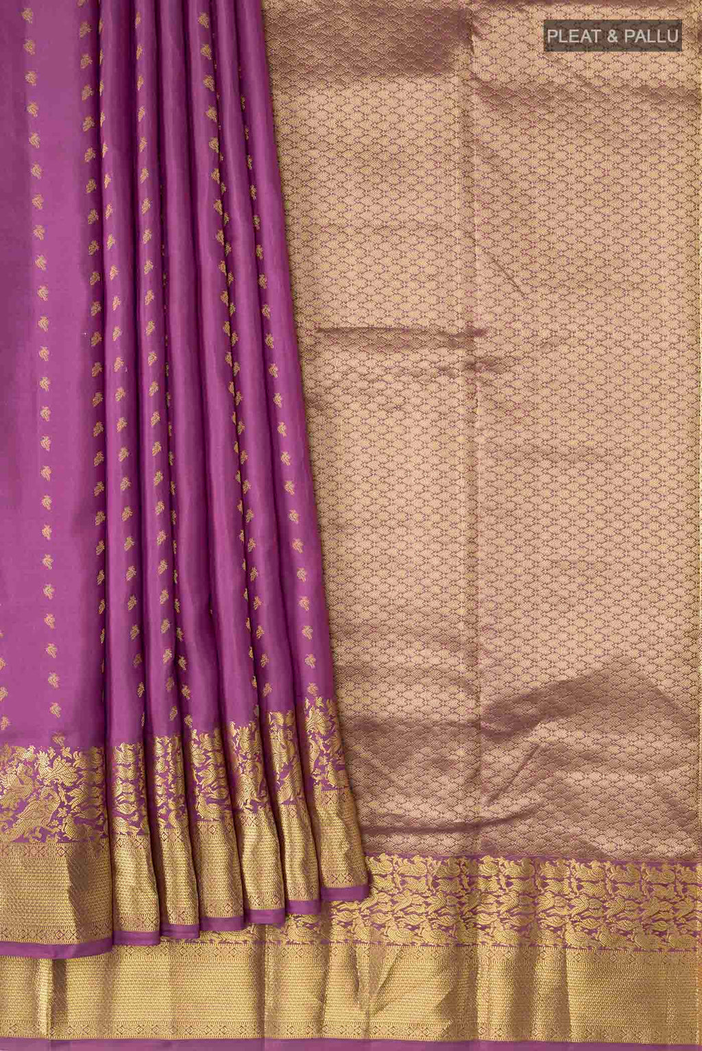 pleats pallu