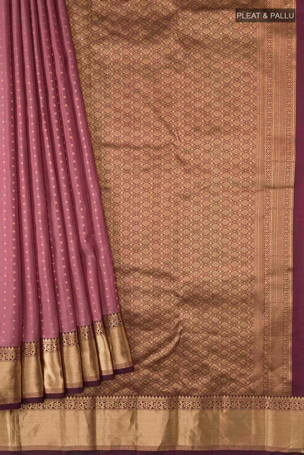 pleats pallu