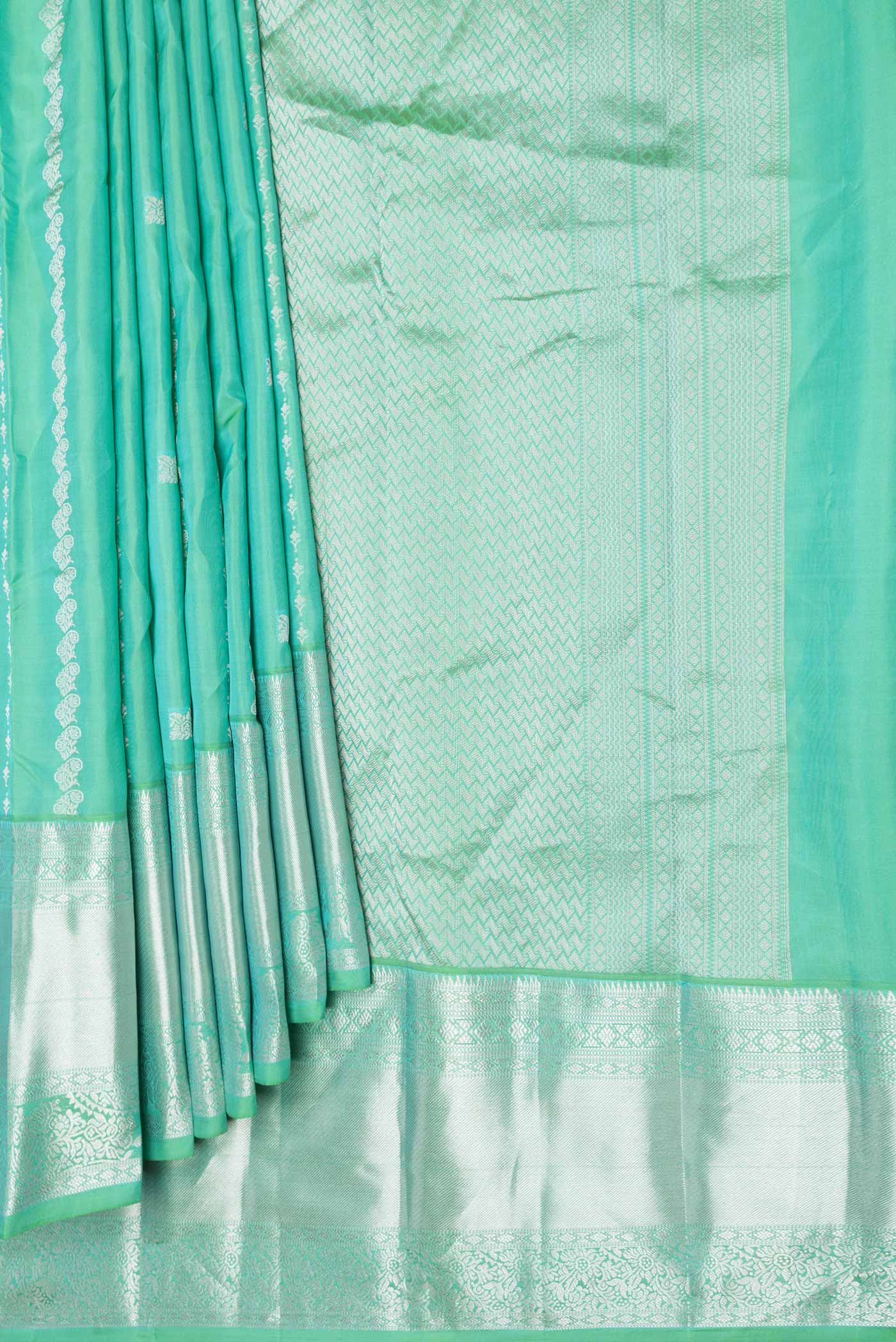 pleats pallu