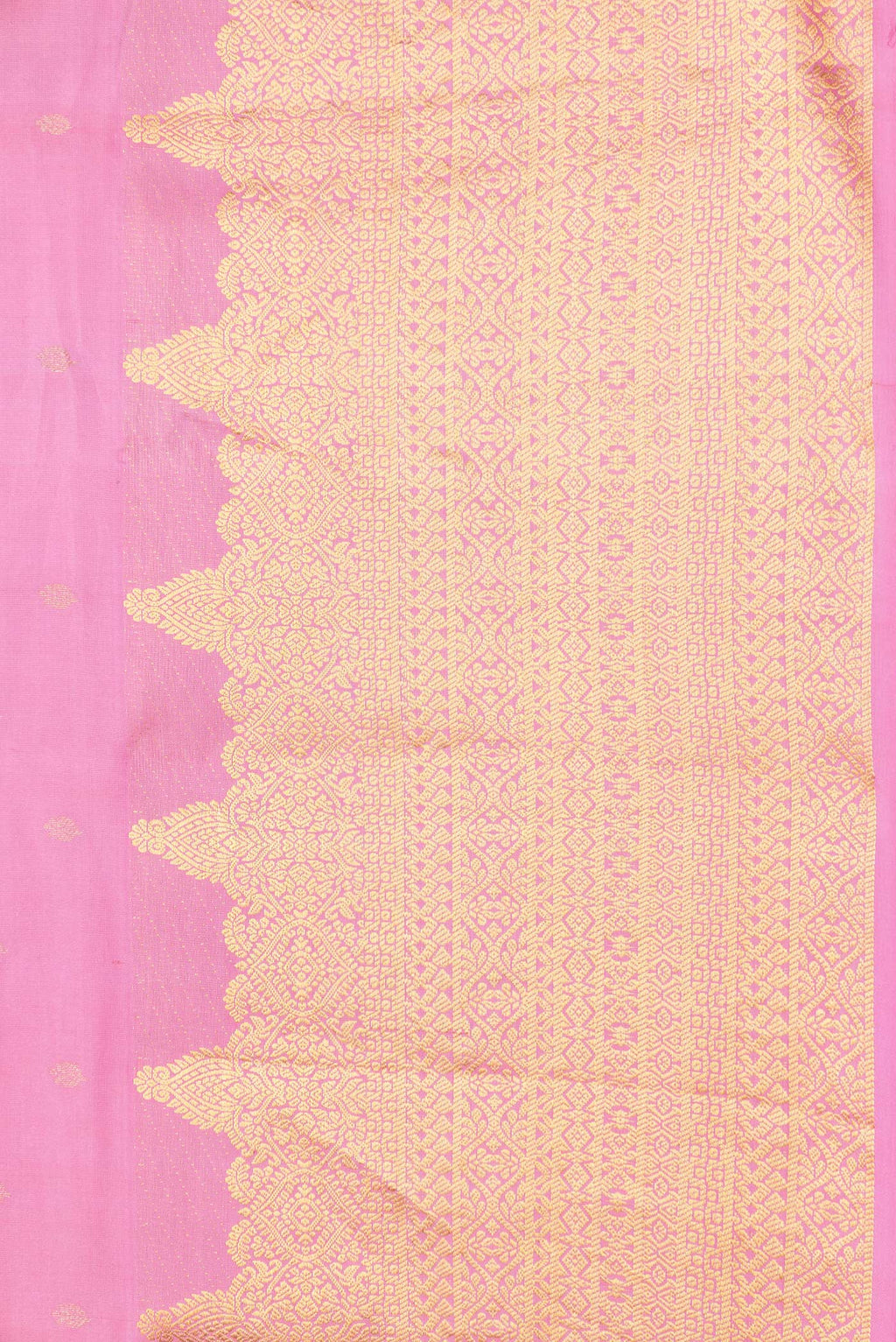 Border image of Pink Dual Tone Kanchipuram Silk Saree with Zari Butta on the body and Fancy Border. 
