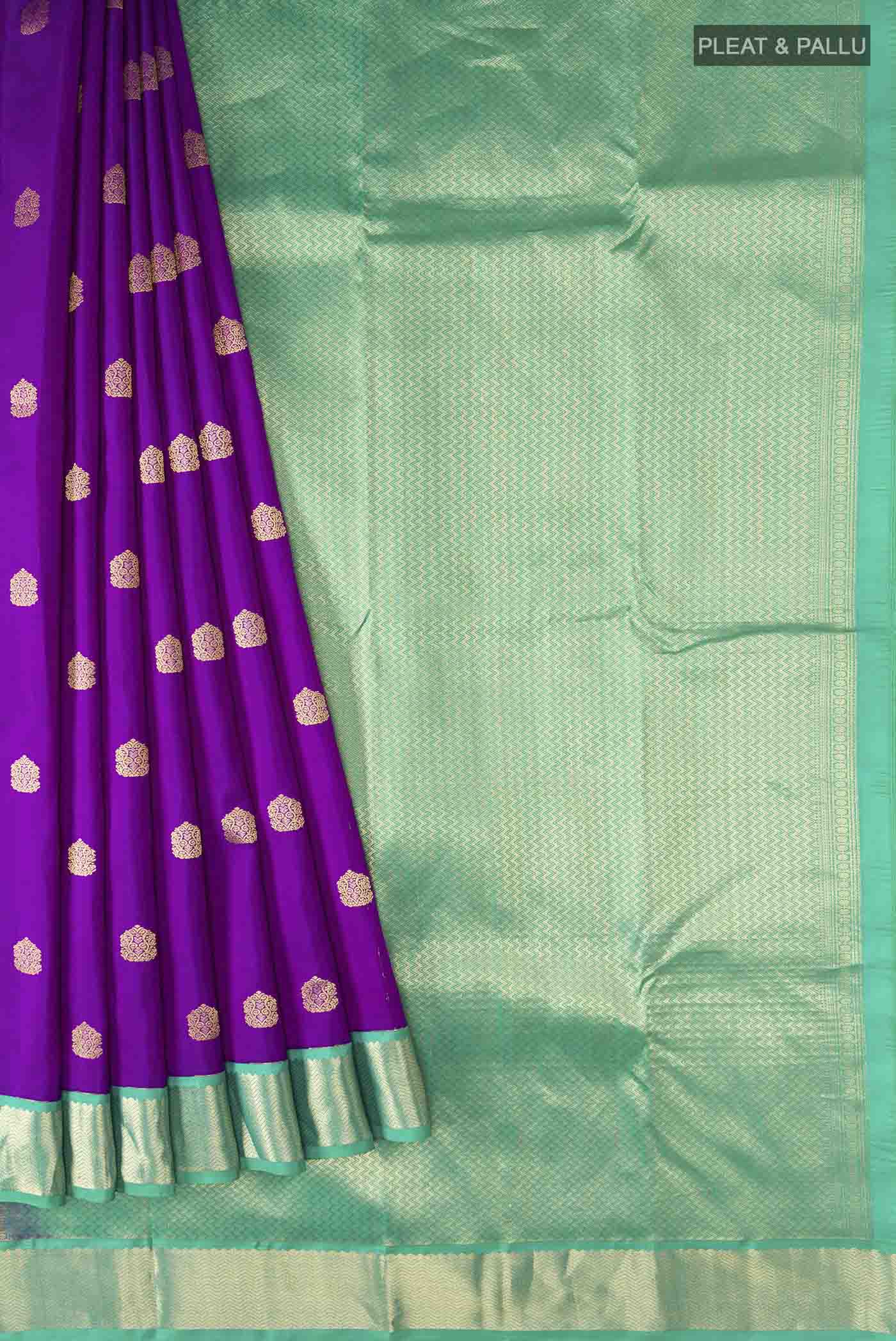 pleats pallu