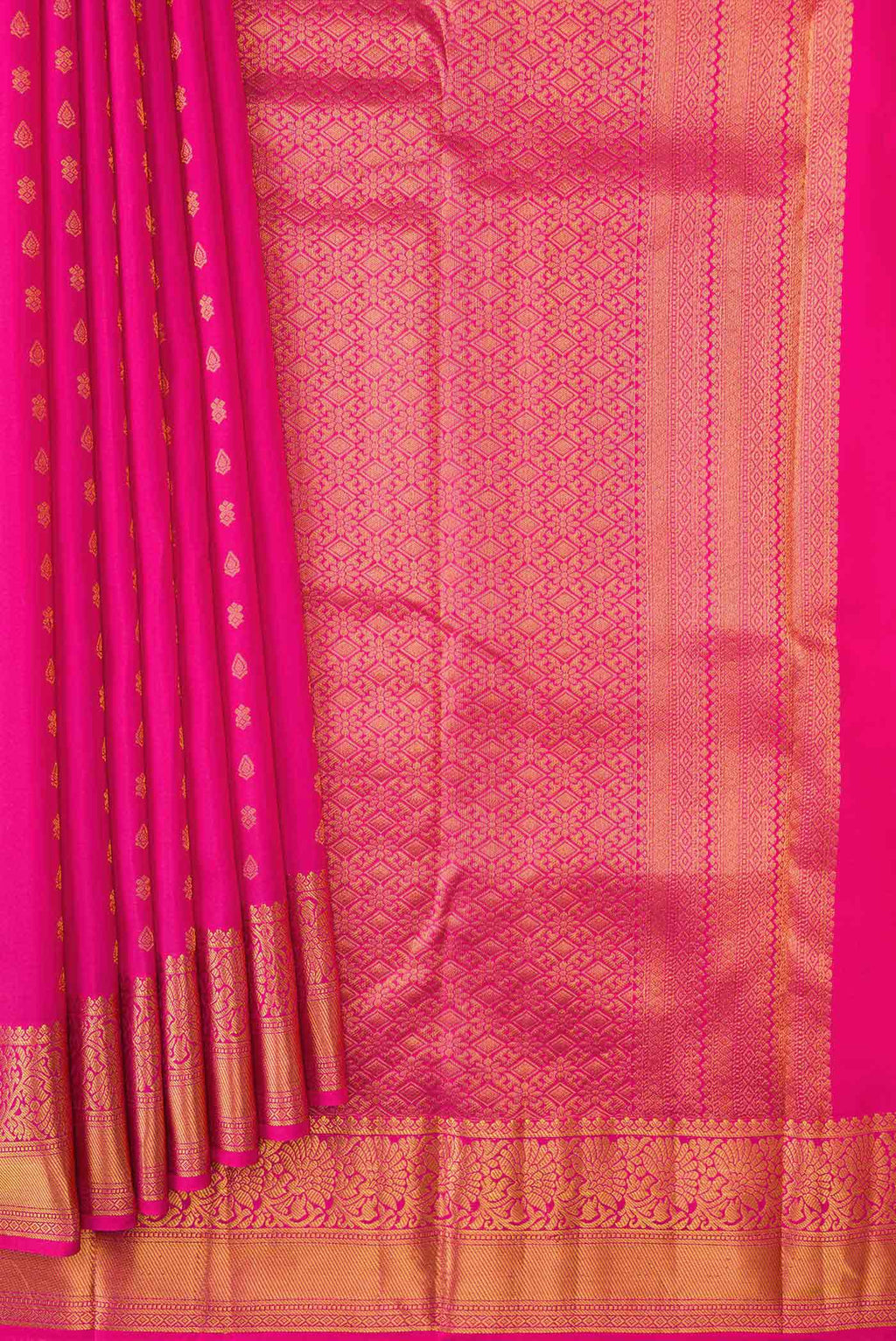 pleats pallu