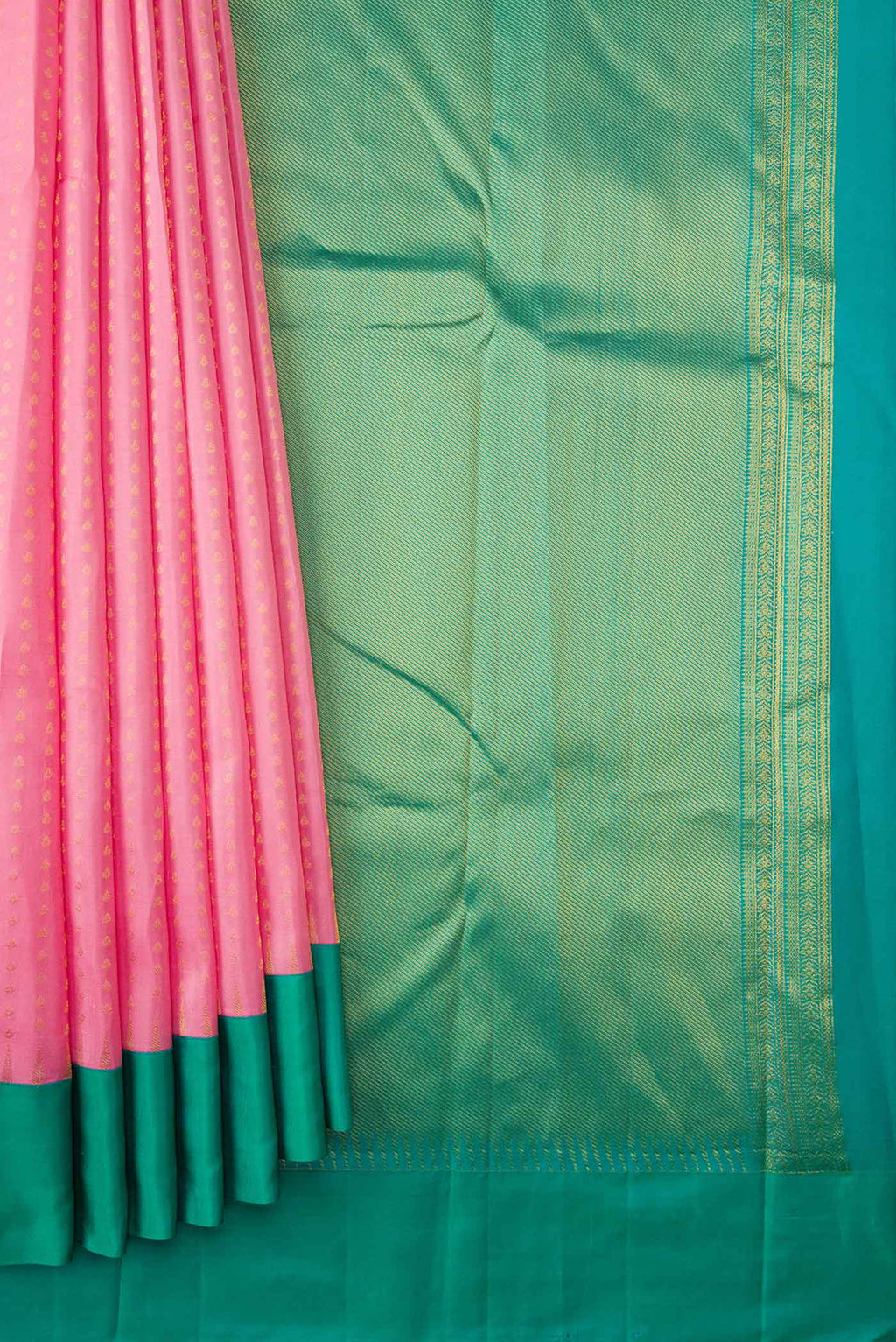 pleats pallu