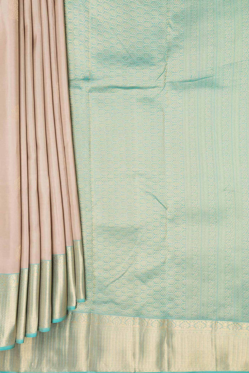 pleats pallu