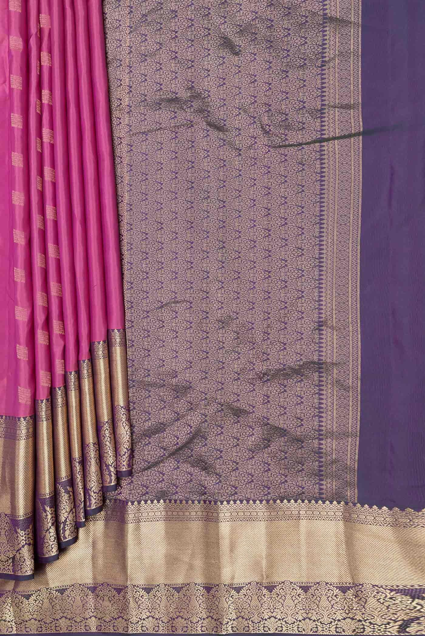 pleats pallu