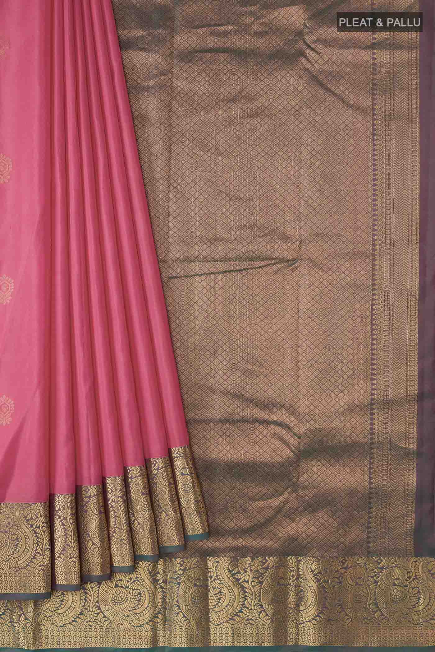 pleats pallu
