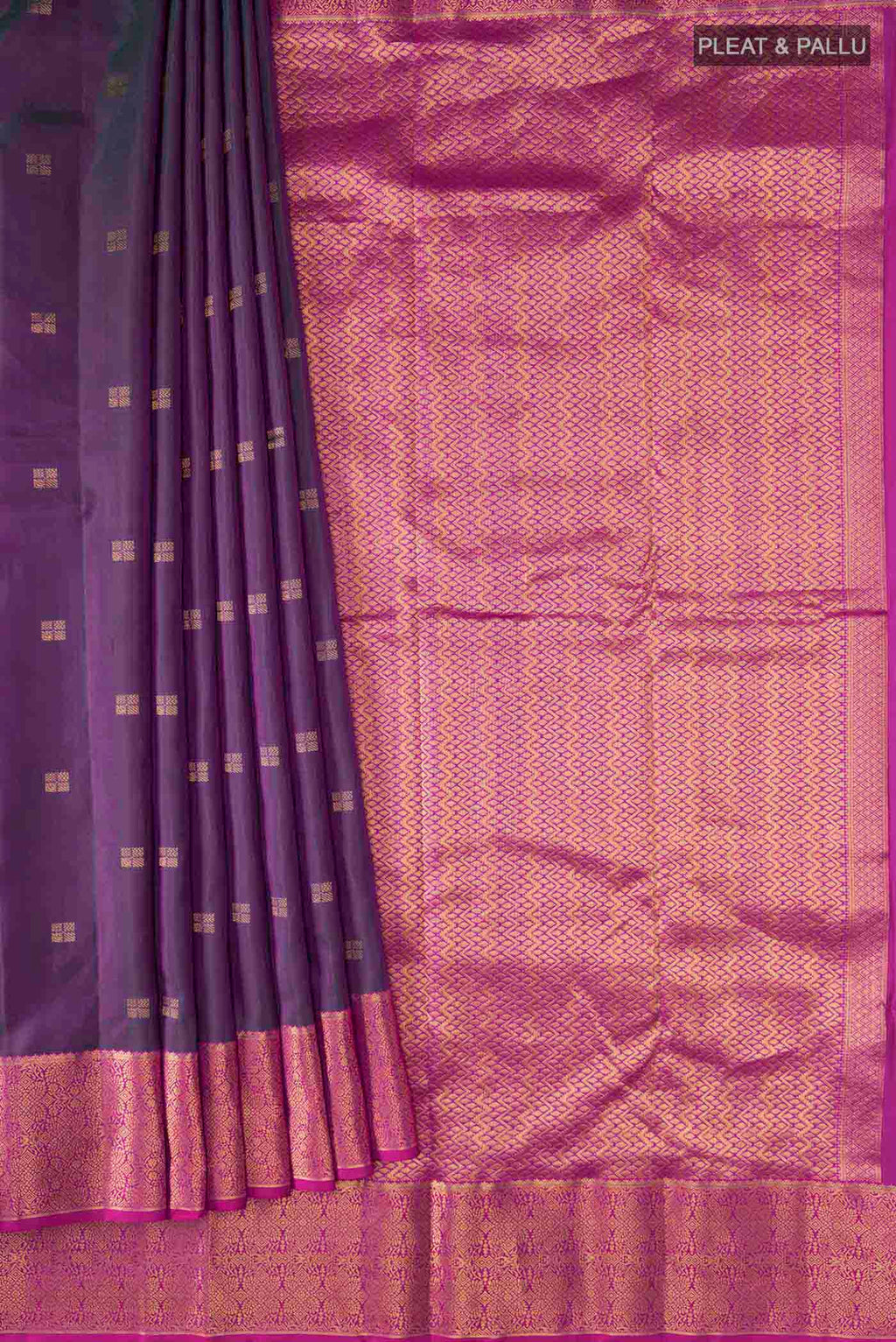 pleats pallu