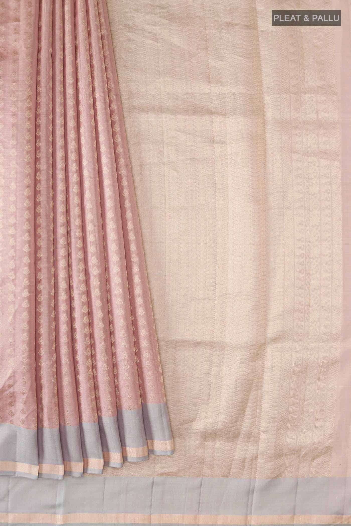 pleats pallu