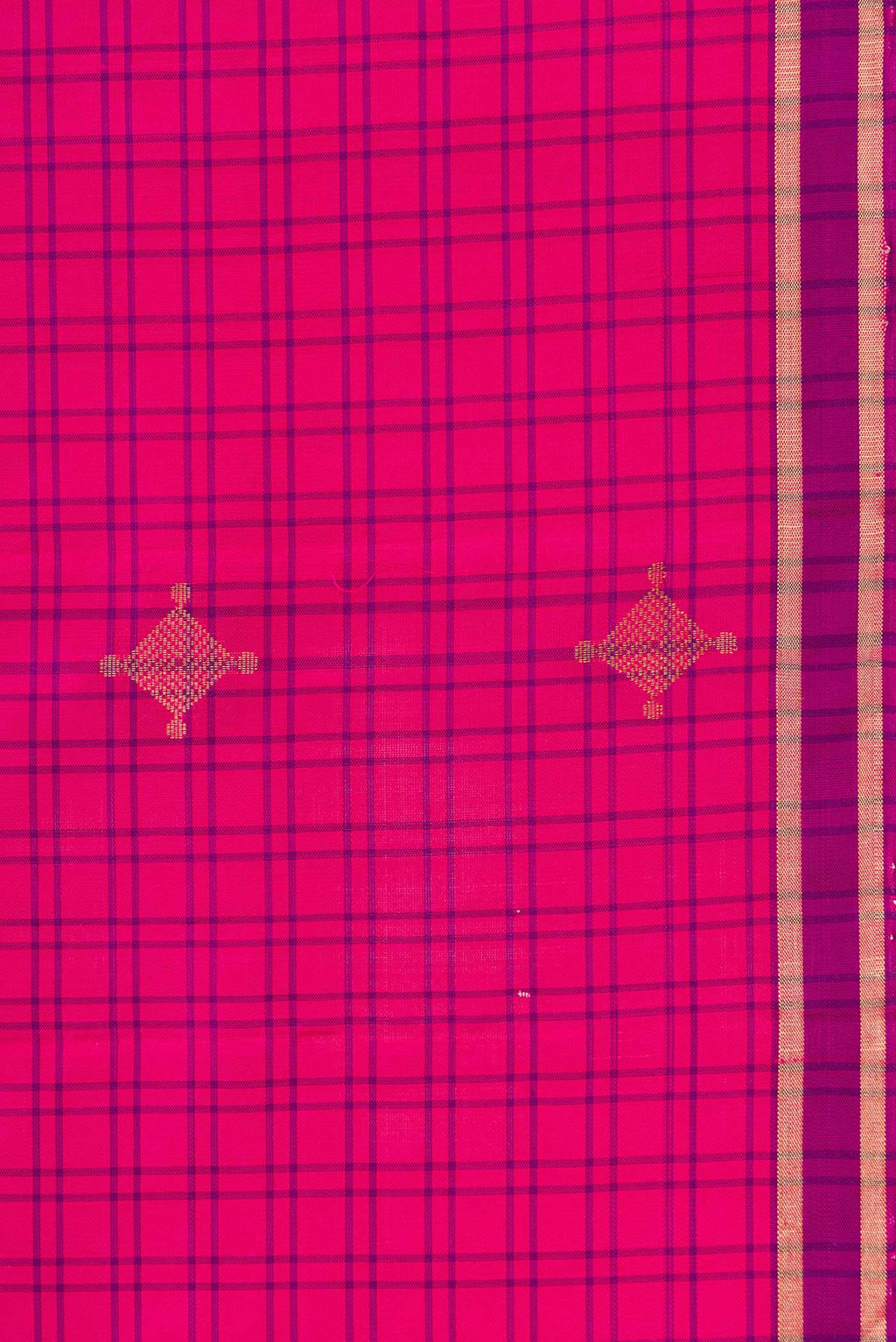 Border image of Pink Dual Tone Soft Silk Saree with Zari Butta on the body and Zari Border. 