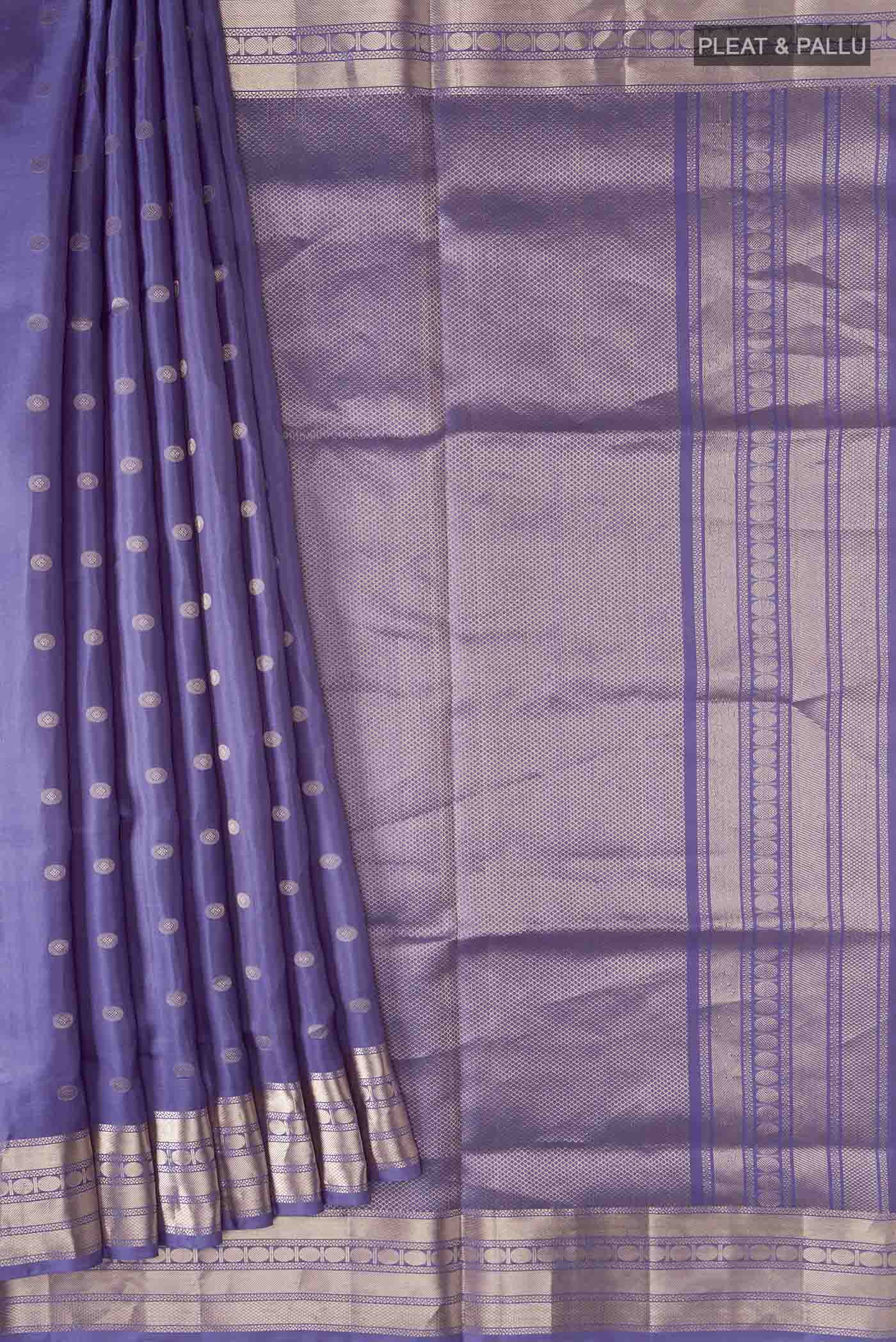 pleats pallu