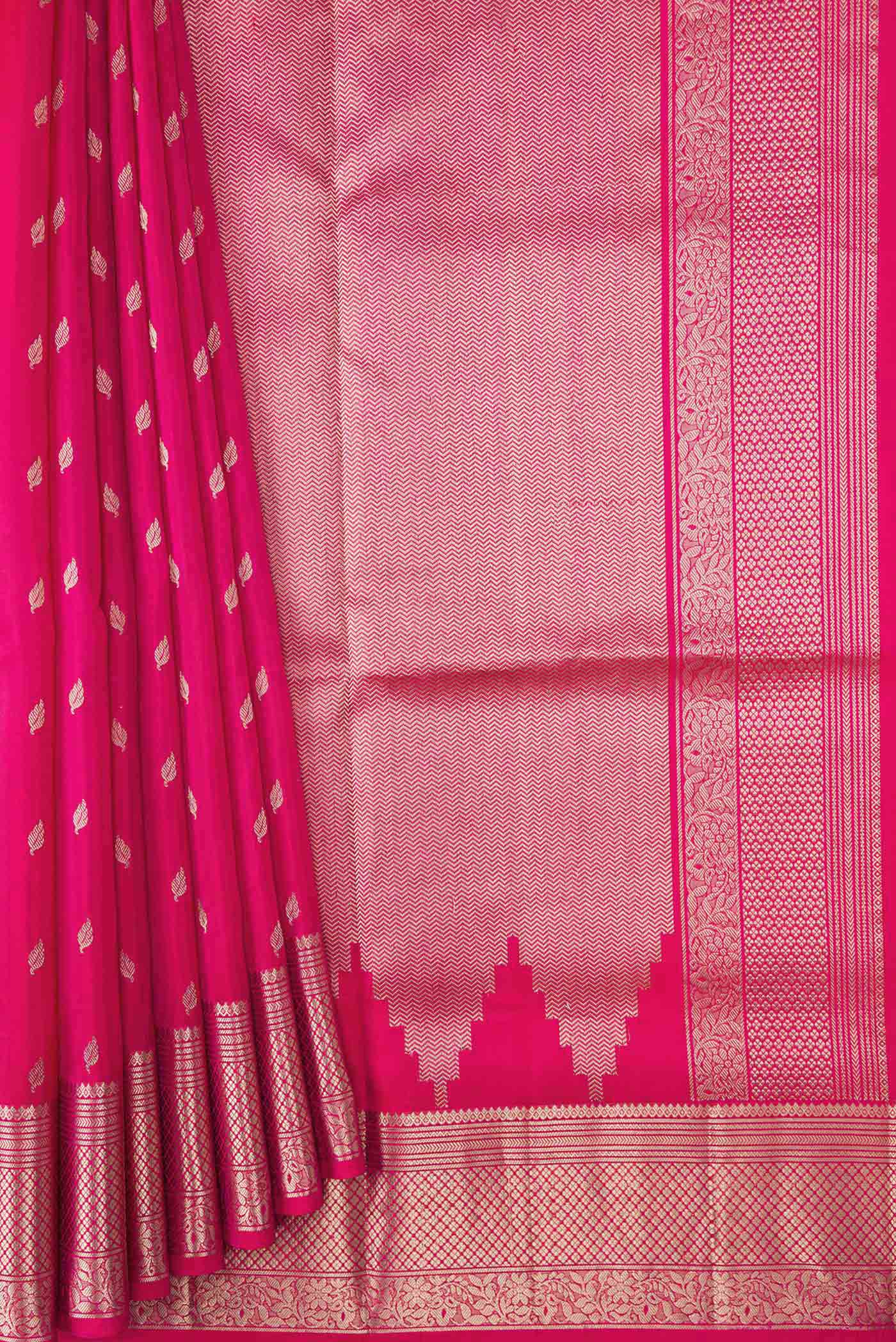 pleats pallu