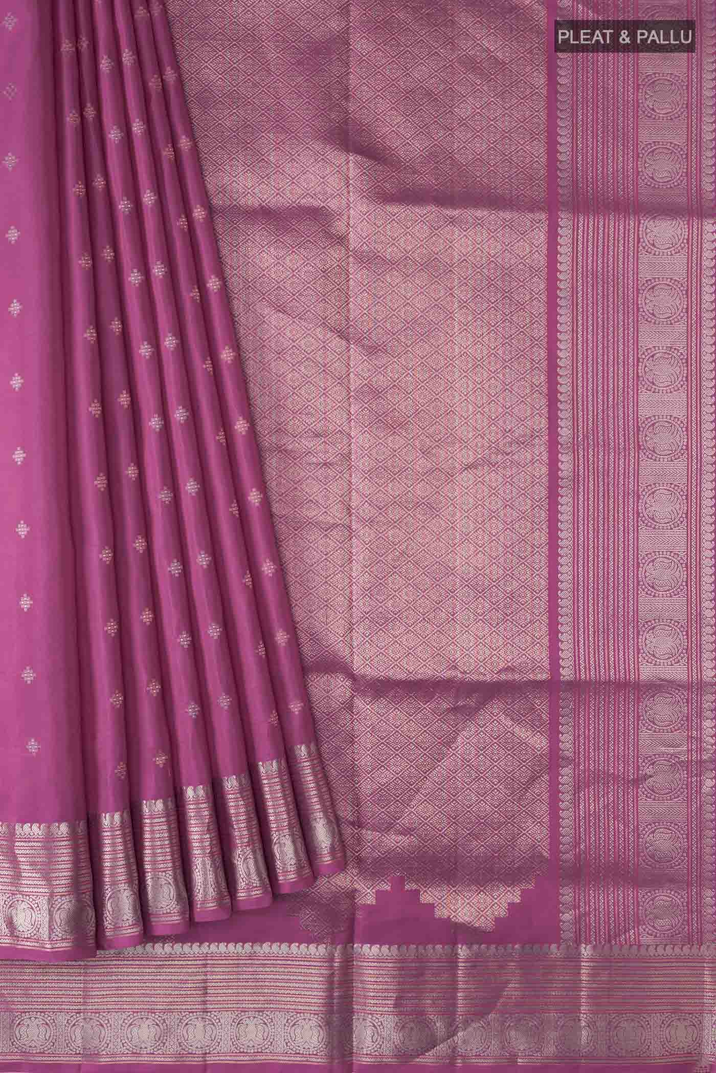 pleats pallu