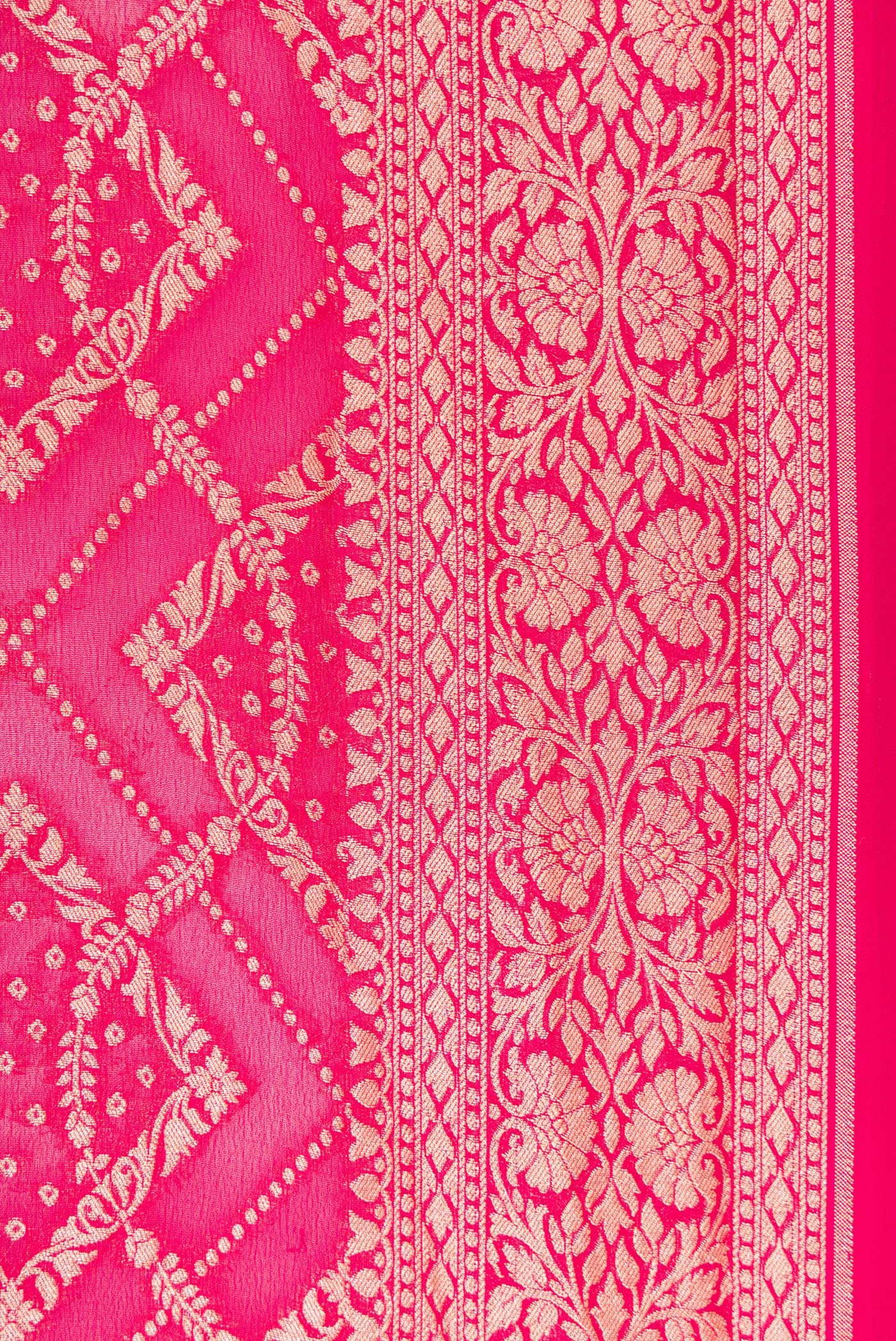 Border image of Pink Dual Tone Banarasi Georgette Saree with Zari Brocade on the body and Zari Border. 