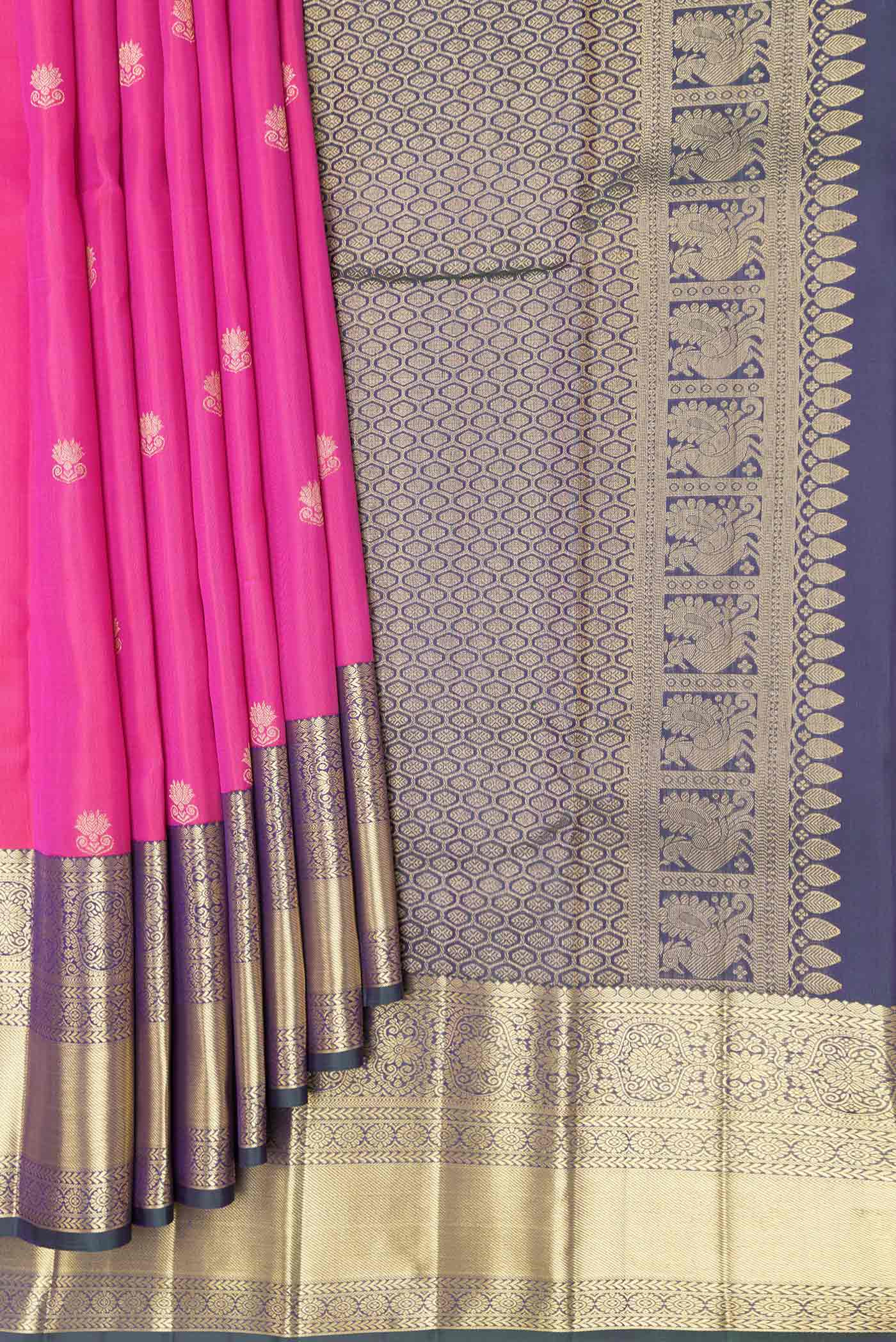 Pleats and pallu of Pink Dual Tone Kanchipuram Silk Saree with Zari Butta on the body and Zari Border