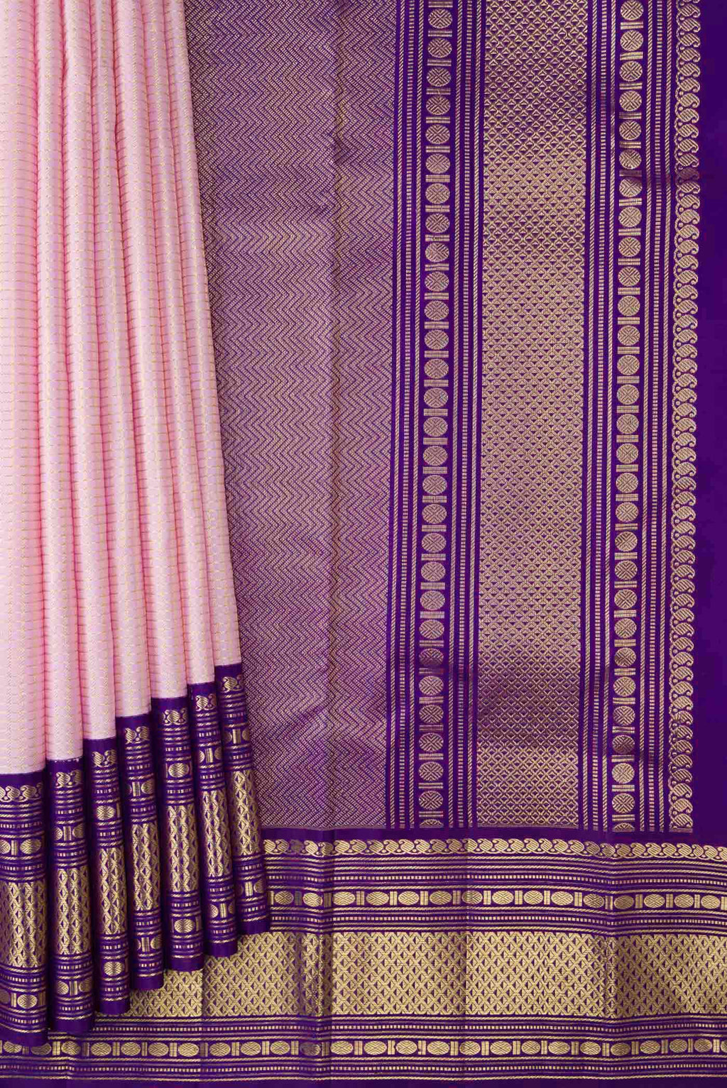 pleats pallu