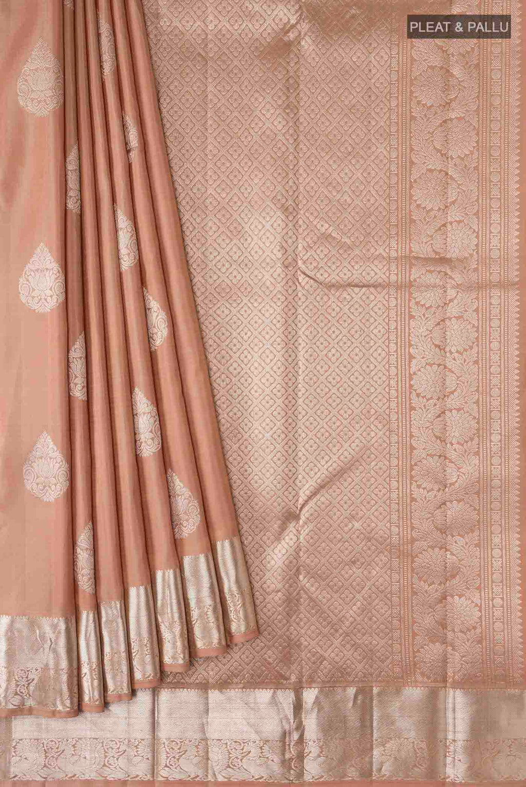 pleats pallu