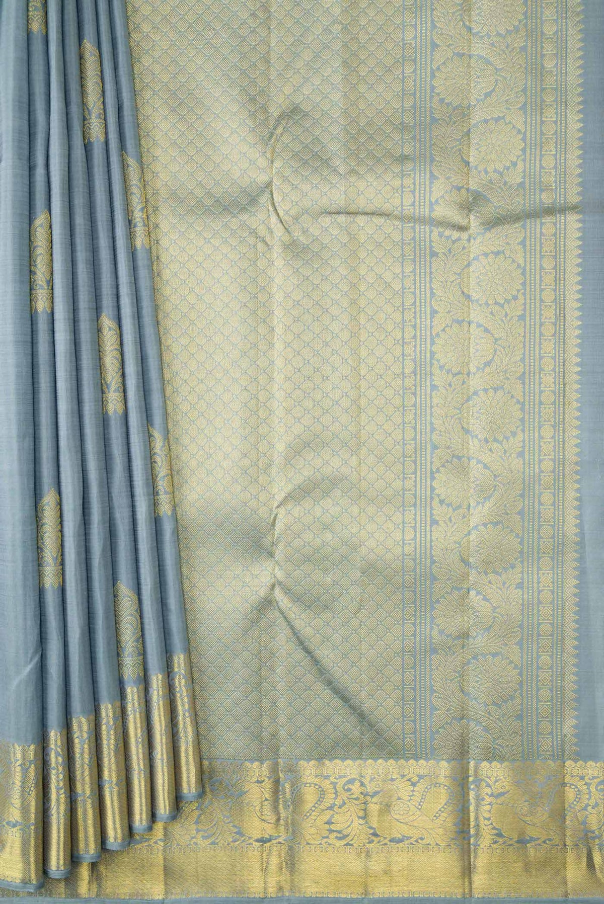 Pleats and pallu of Grey Dual Tone Kanchipuram Silk Saree with Zari Butta on the body and Zari Border