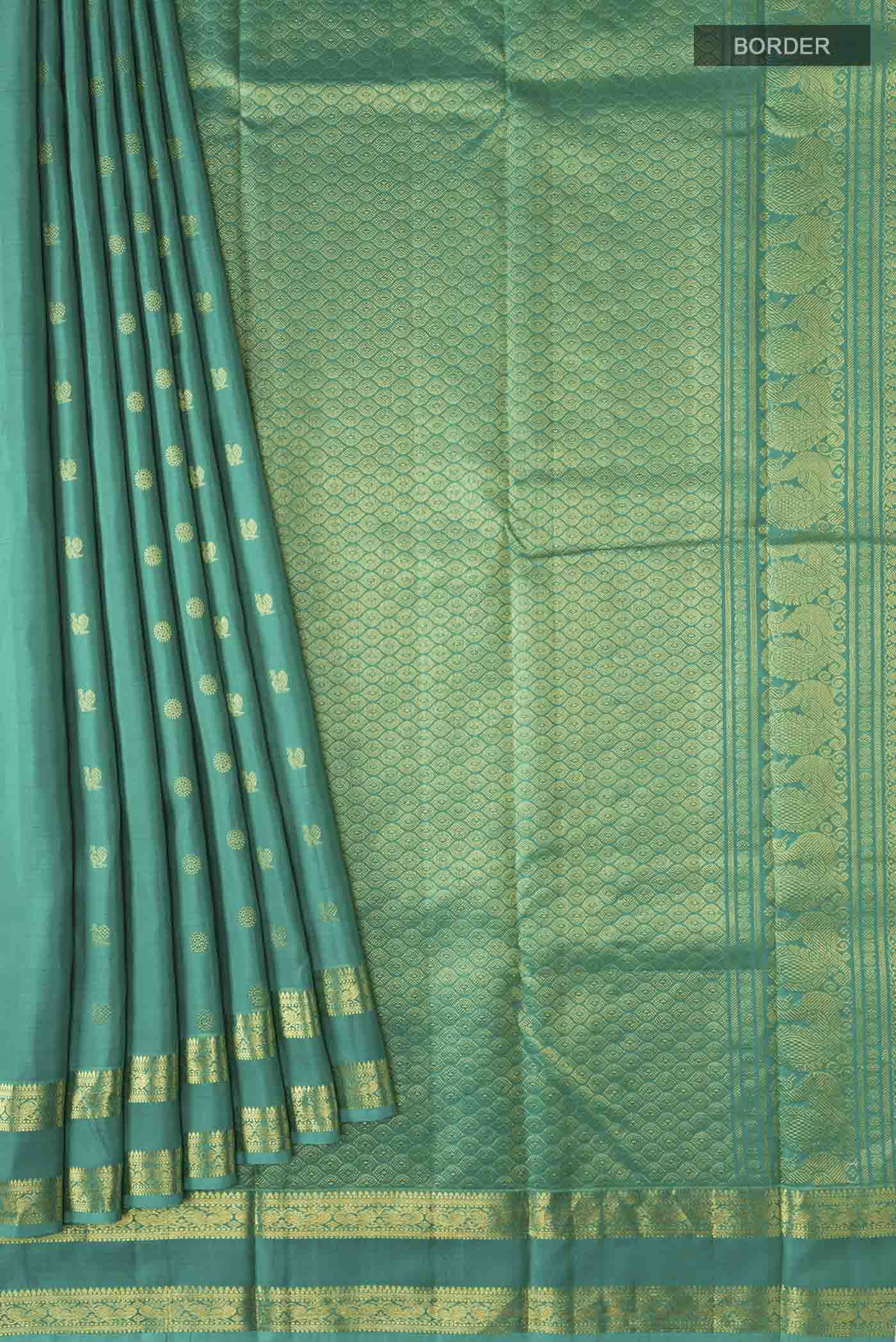 pleats pallu