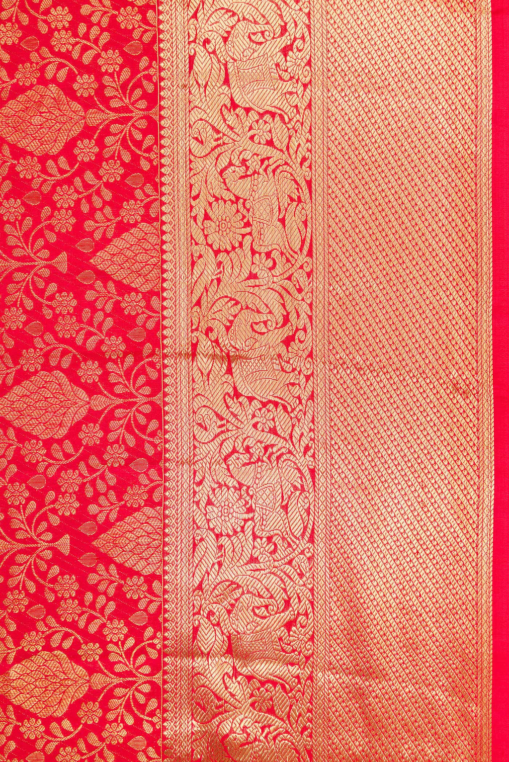 Border image of Red Dual Tone Kanchipuram Silk Saree with Zari Brocade on the body and Zari Border. 