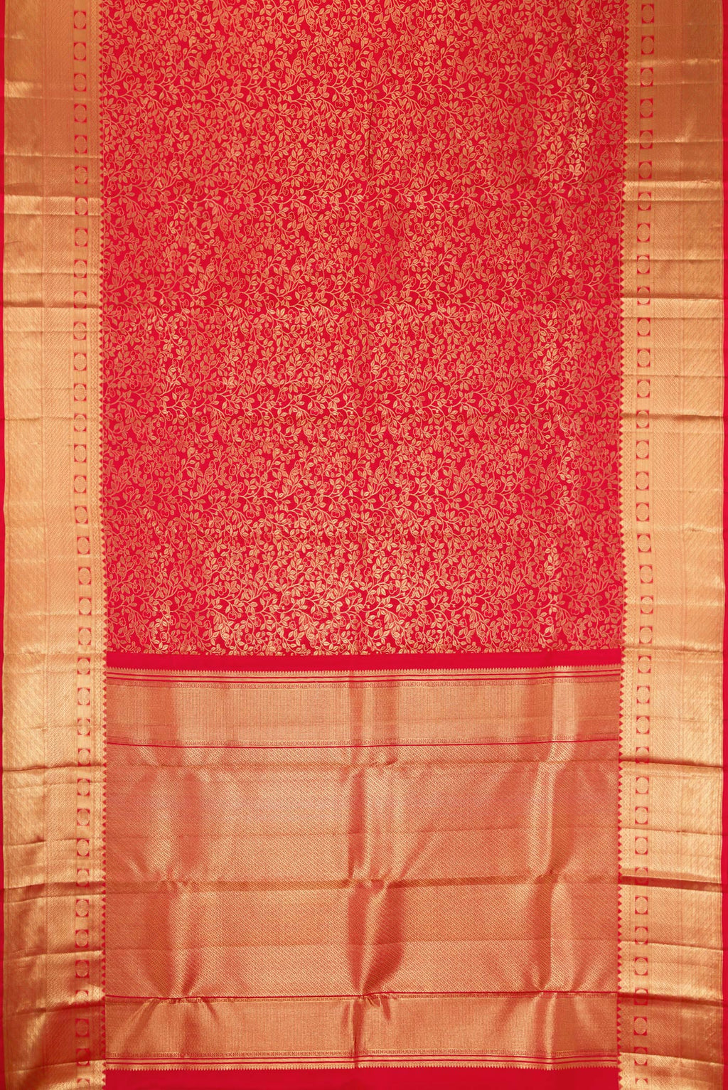 Flat view of Red Dual Tone Kanchipuram Silk Saree with Zari Brocade on the body and Zari Border. 