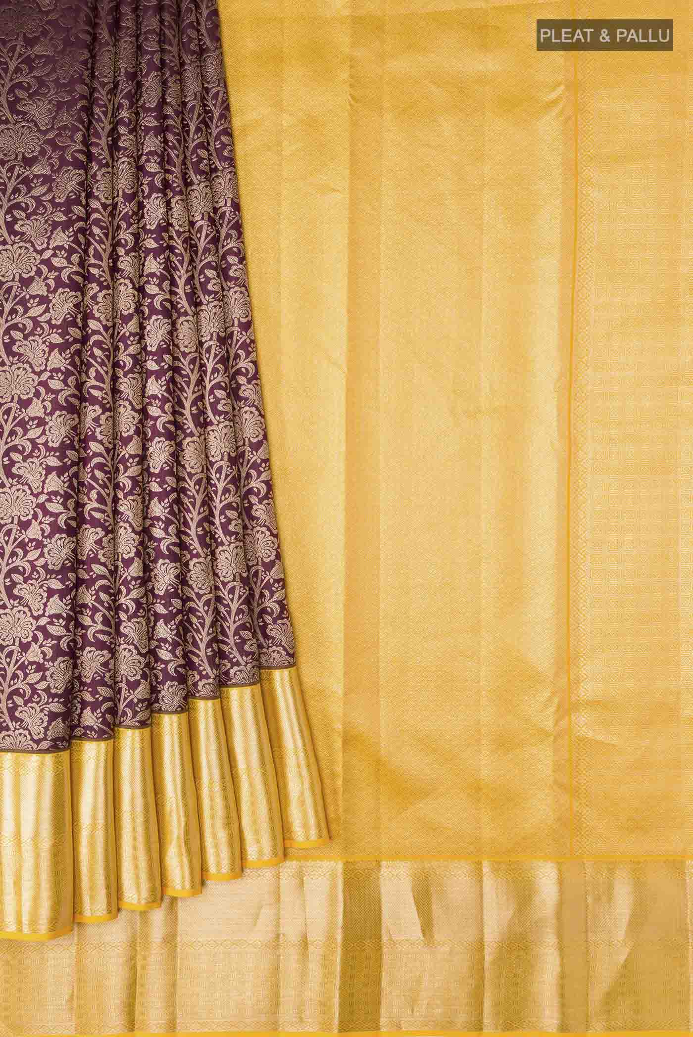 pleats pallu