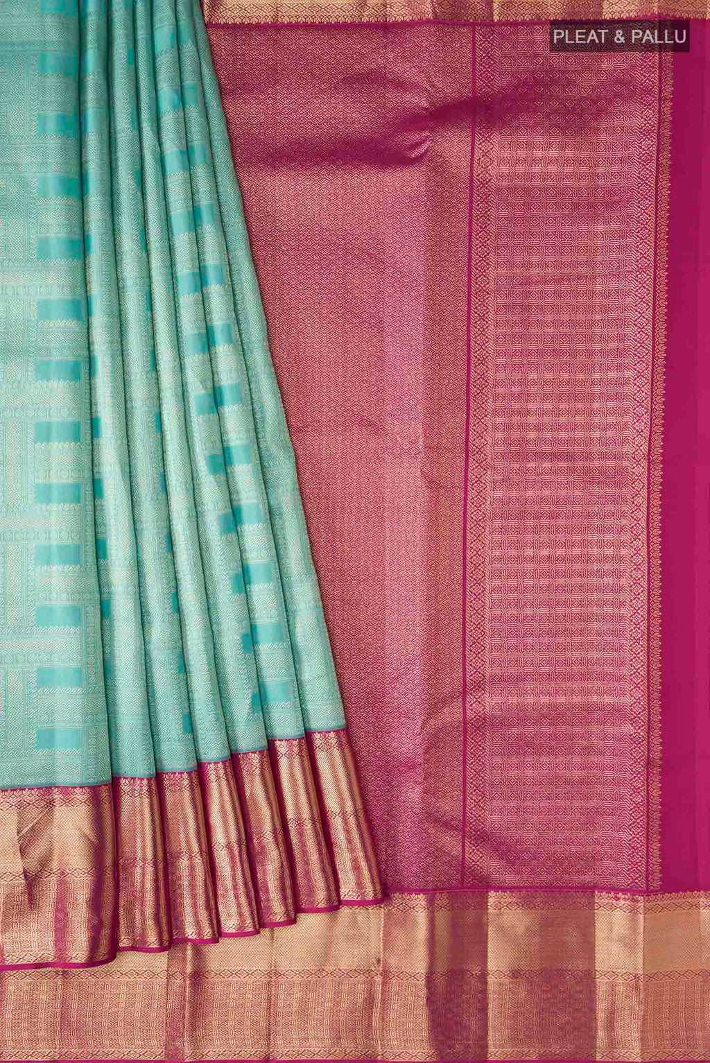 pleats pallu