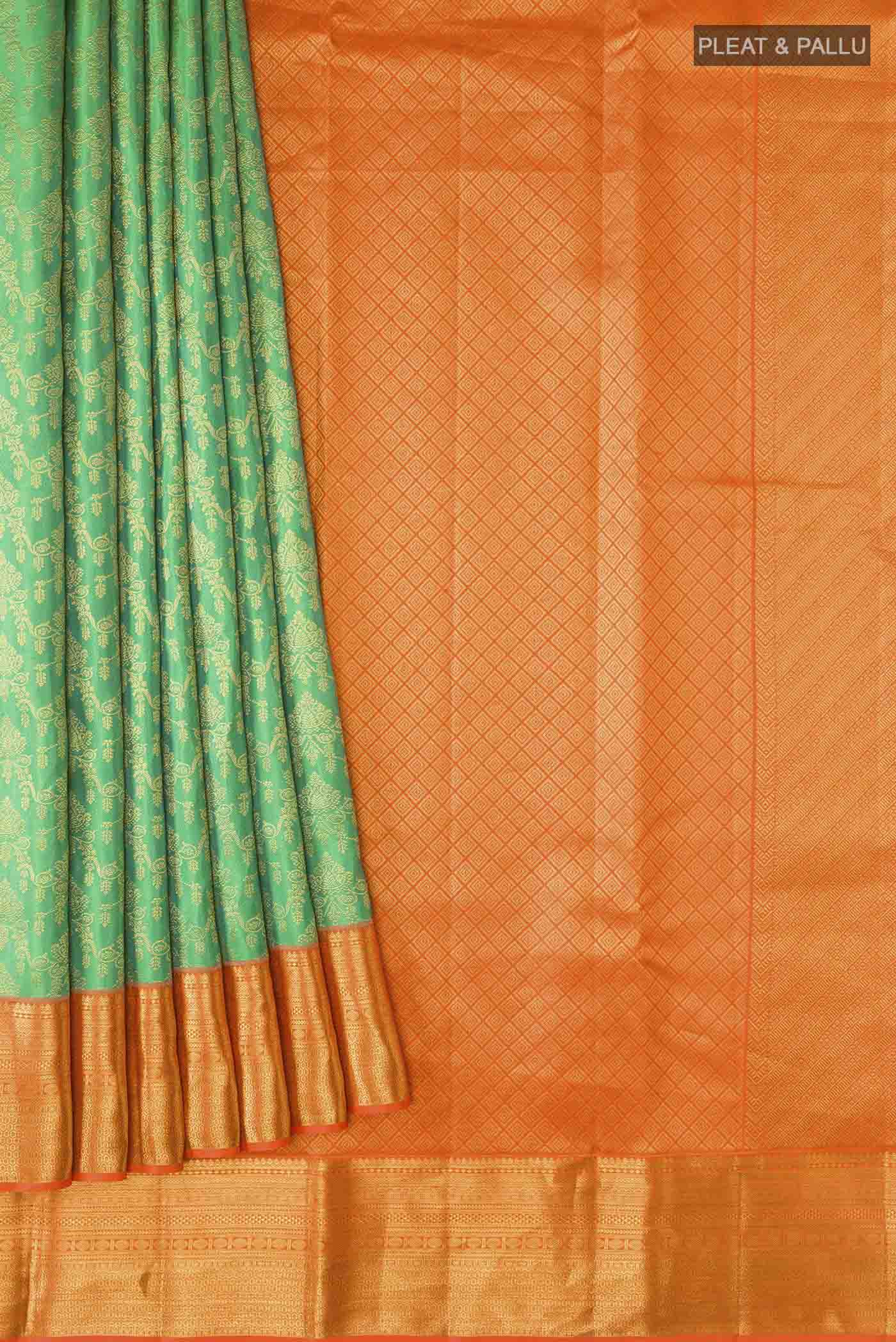 pleats pallu