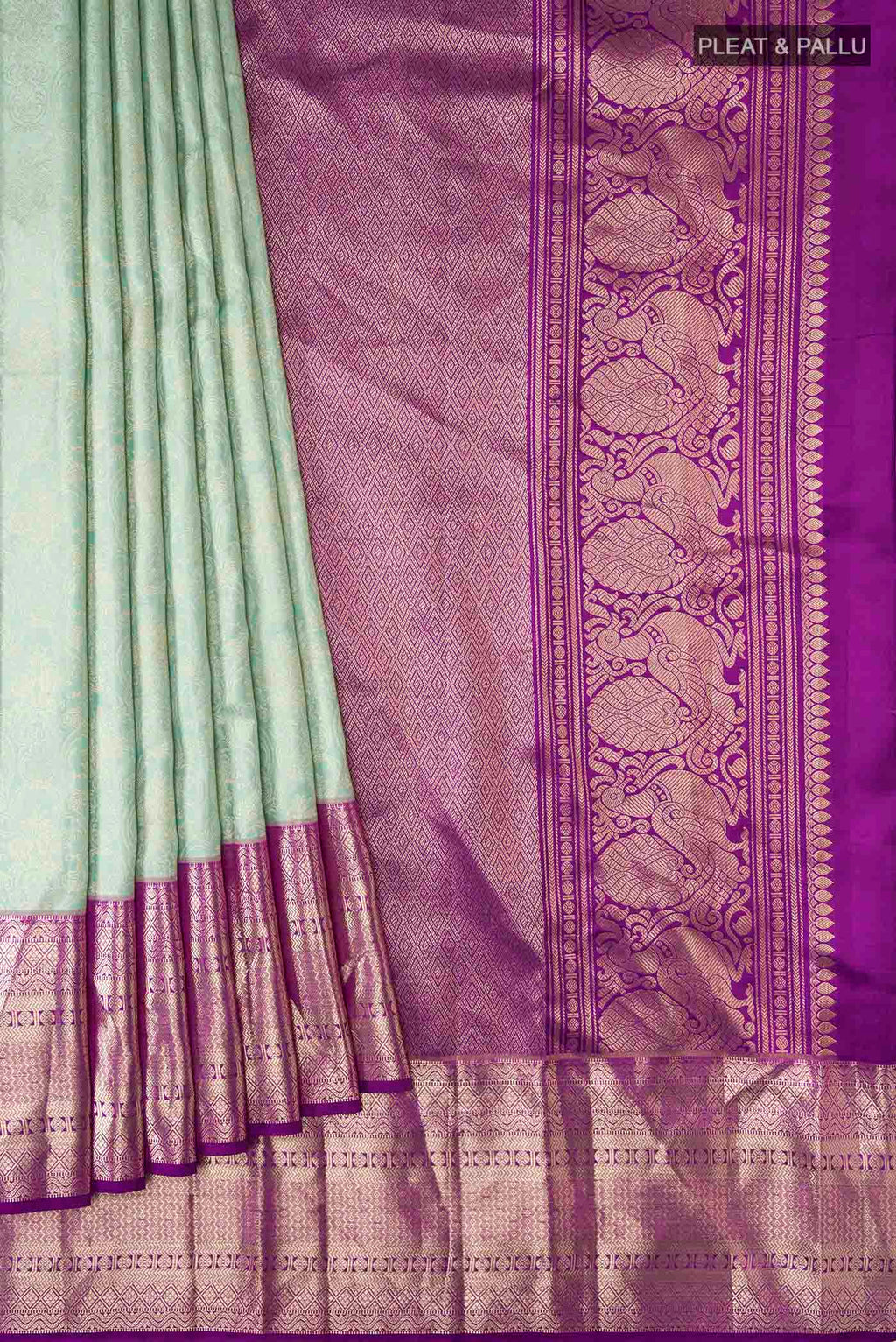 pleats pallu