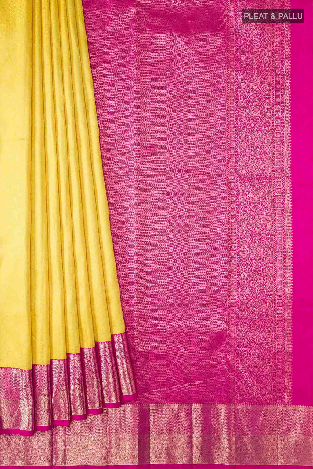 pleats pallu