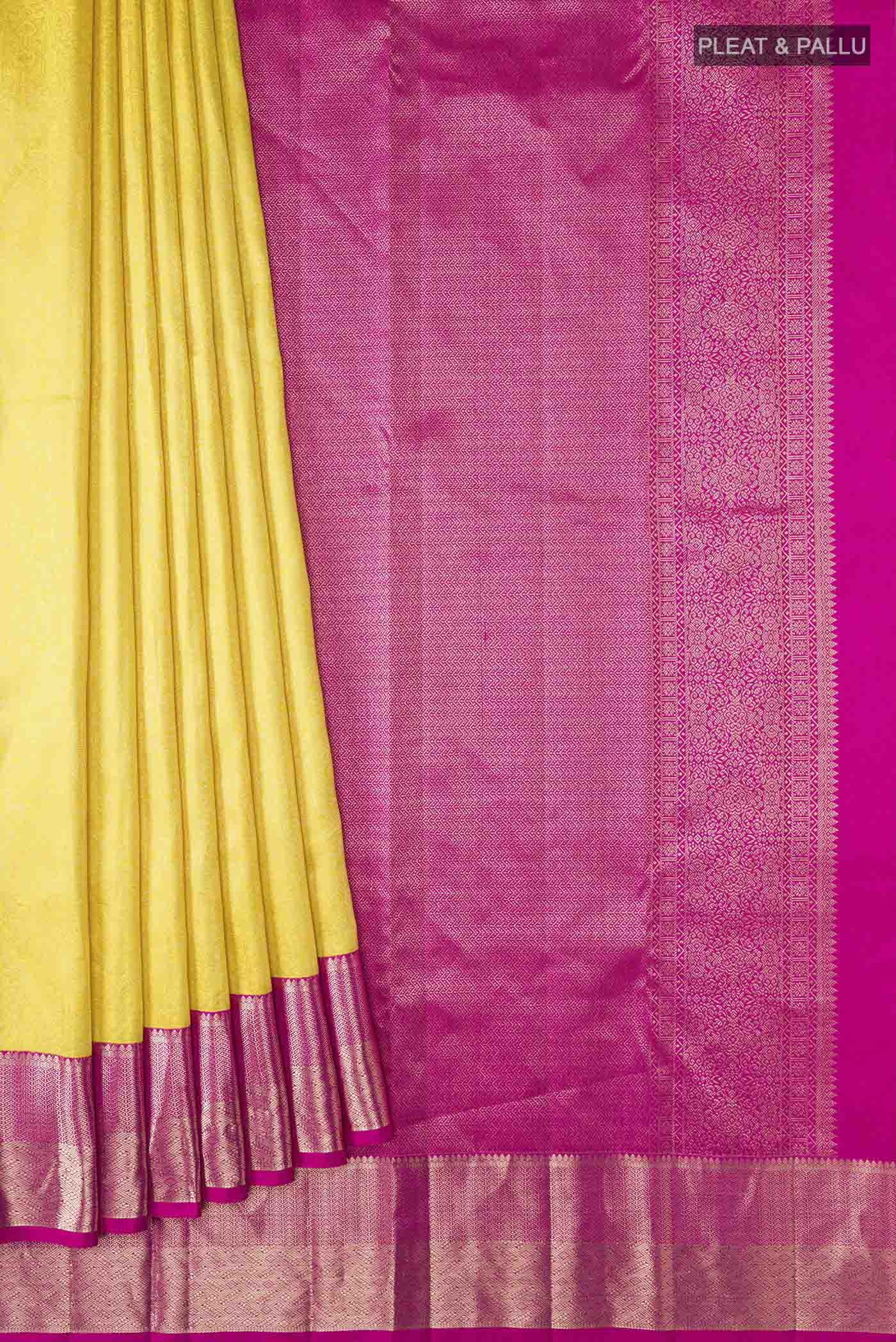 pleats pallu