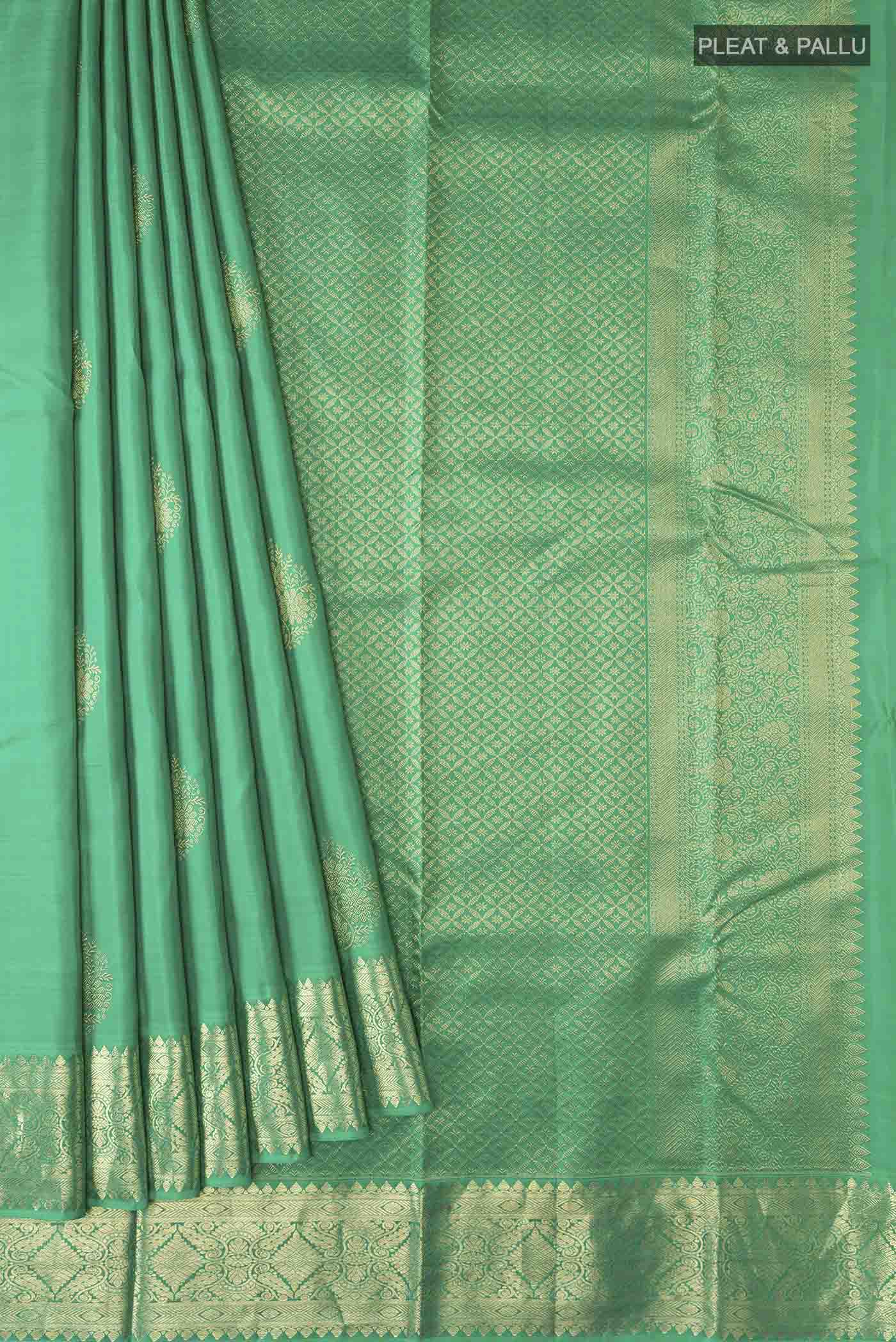 pleats pallu