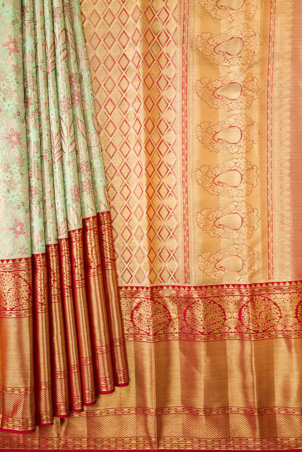 pleats pallu