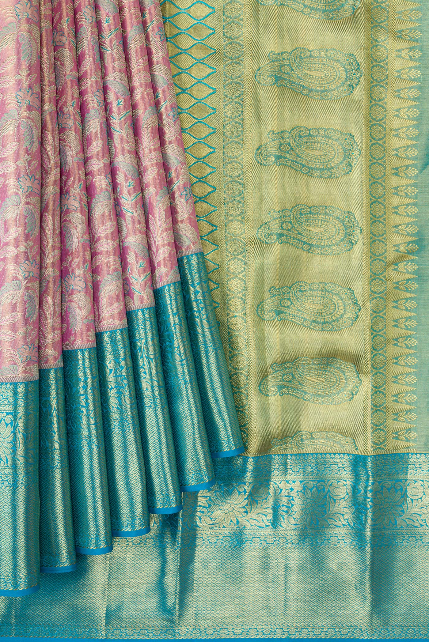 Pleats and pallu of Pink Dual Tone Kanchipuram Tissue Silk Saree with Zari Brocade on the body and Zari Border. 