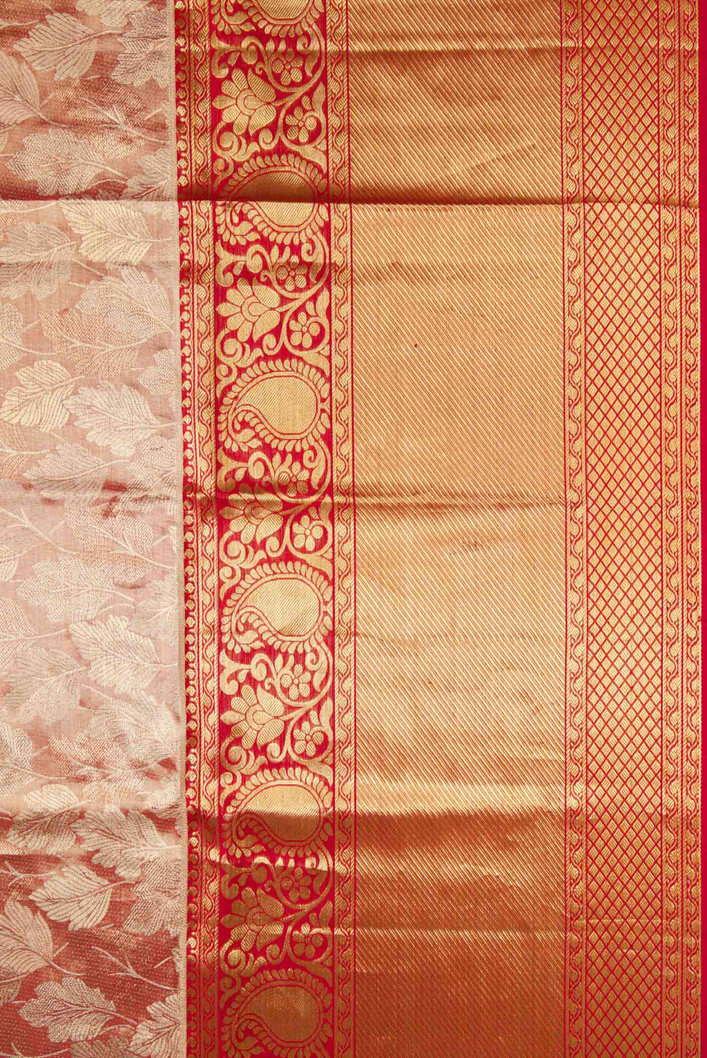 Border image of Maroon Dual Tone Kanjivaram Tissue Silk Saree with Zari Brocade on the body and Zari Border. 