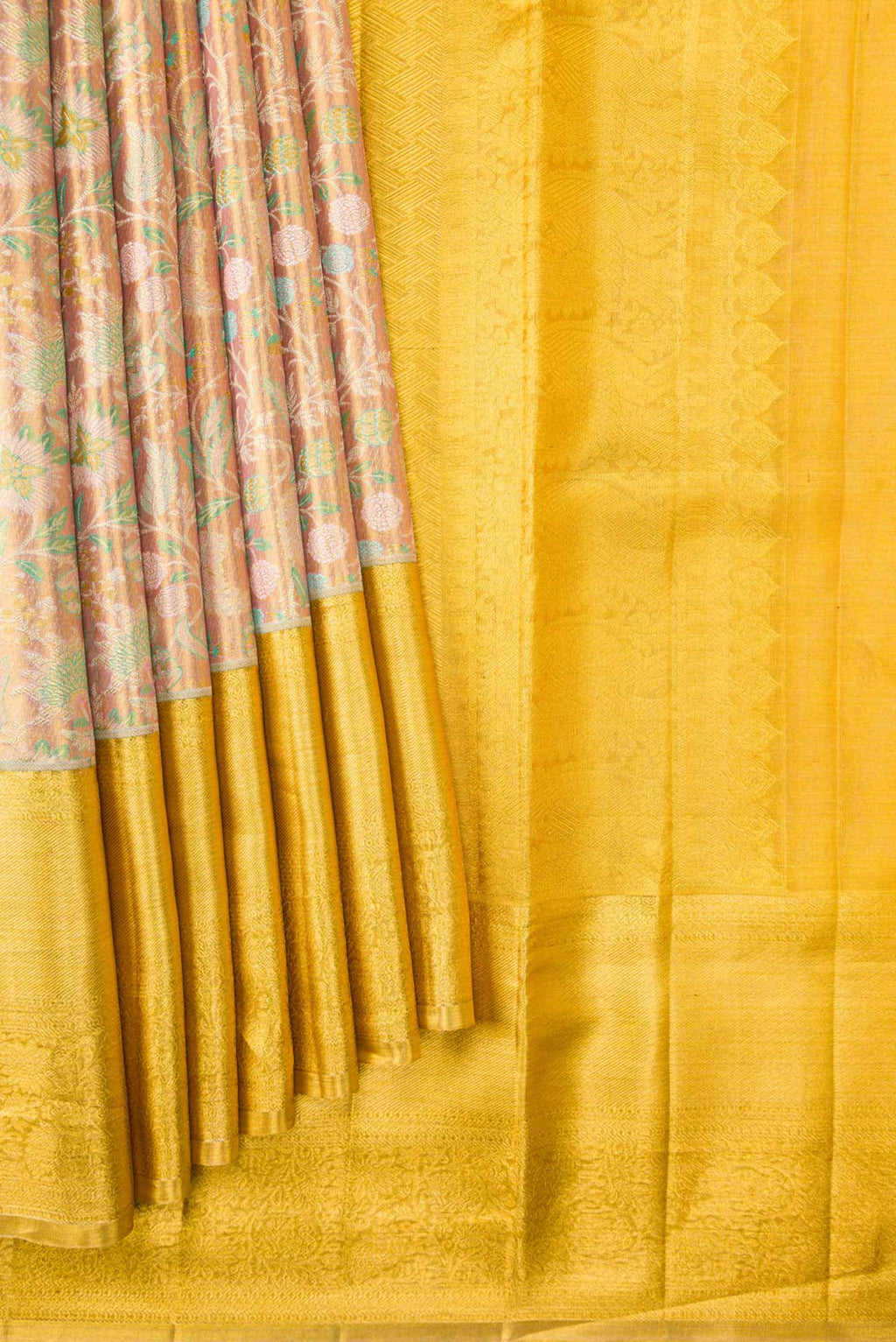 pleats pallu