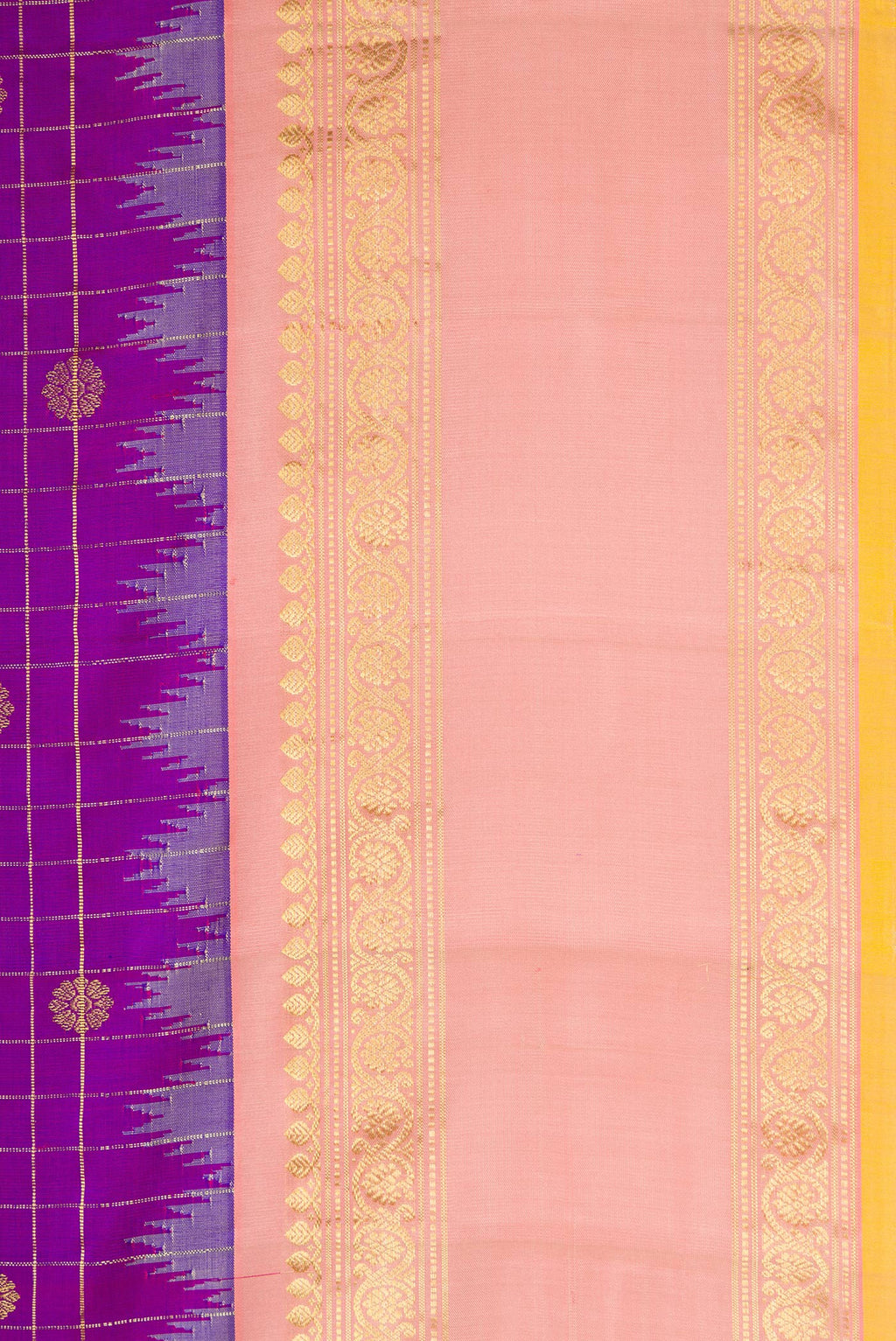 Border image of Purple Dual Tone Gadwal Silk Saree with Zari Butta on the body and Zari Border. 