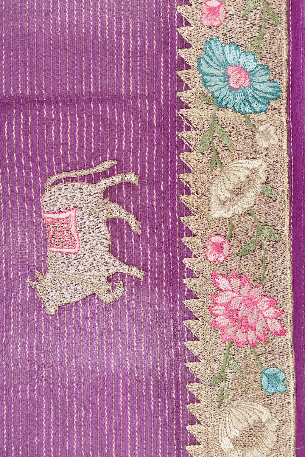 Border image of Purple Dual Tone Organza Silk Saree with Embroidery on the body and Embroidery Border. 