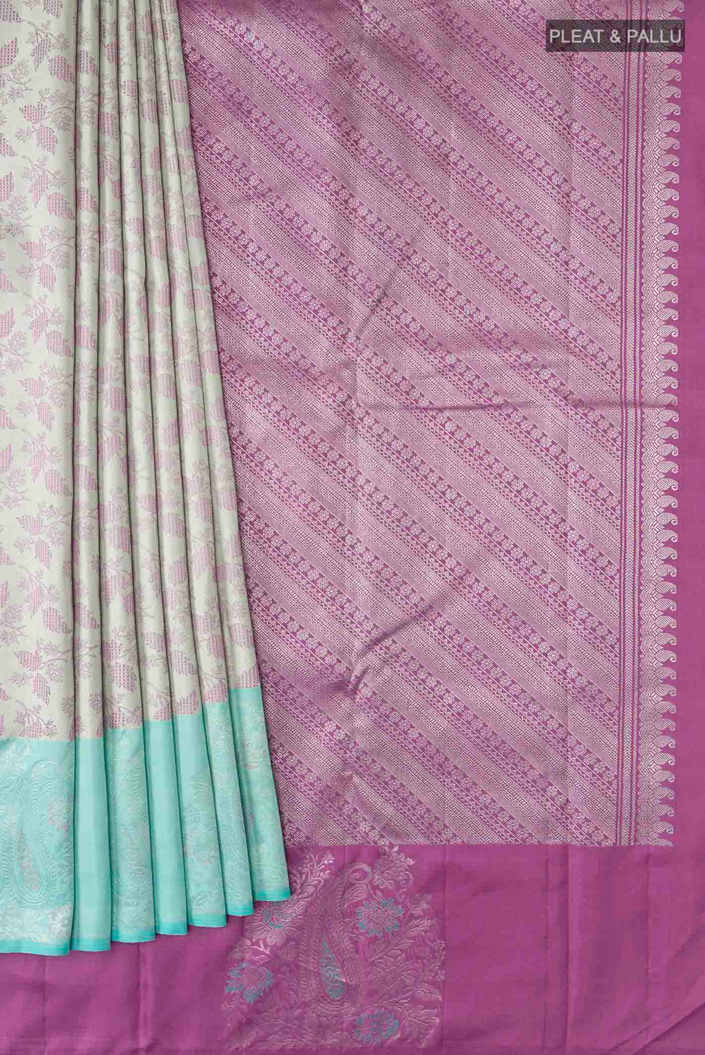 pleats pallu