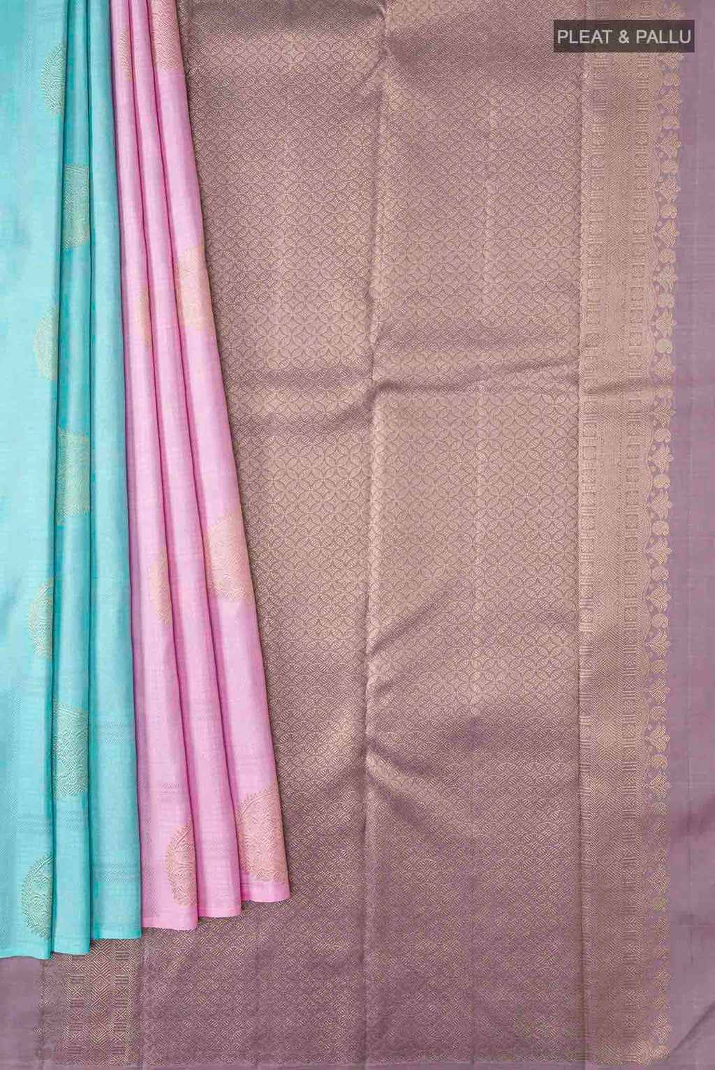 pleats pallu