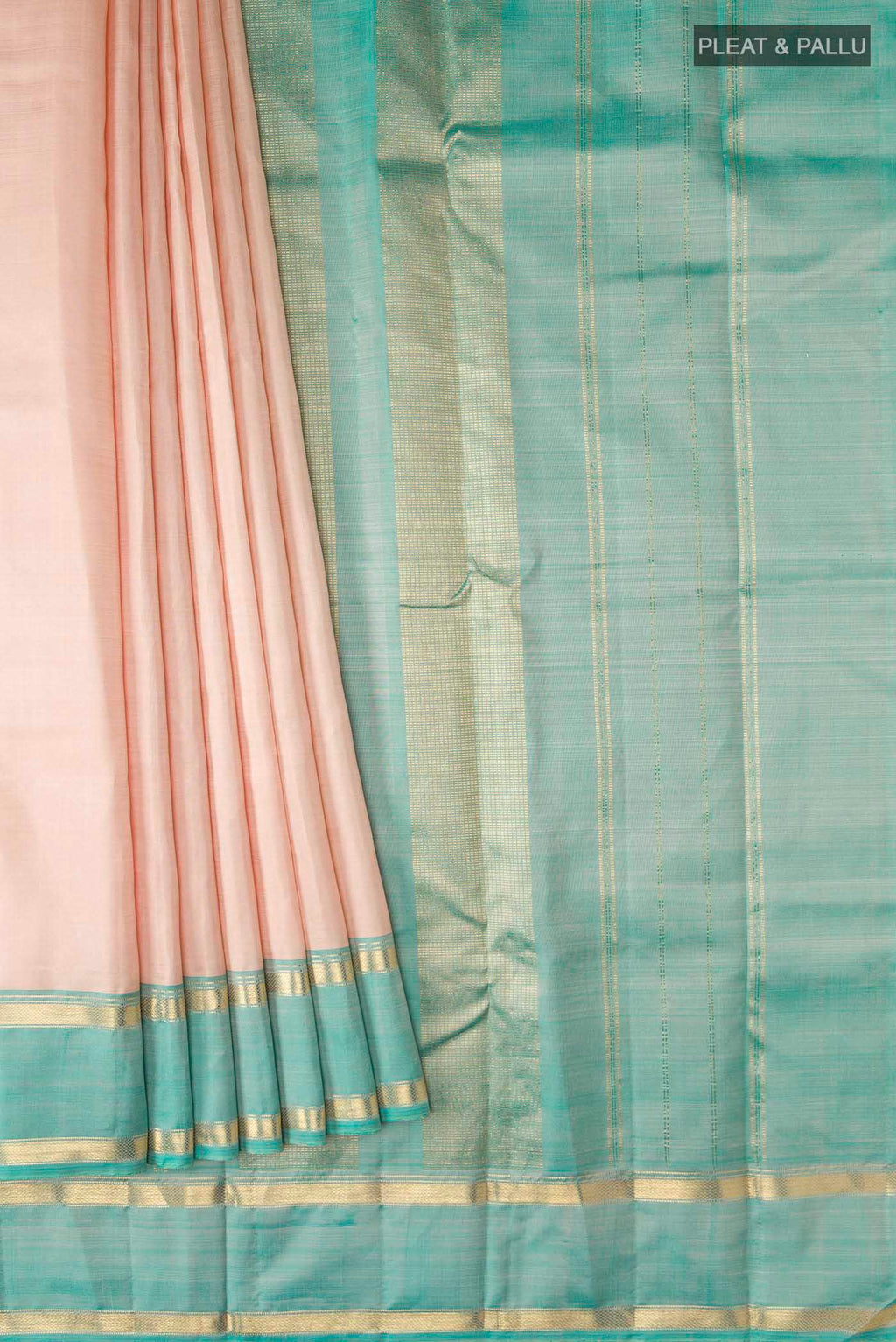 pleats pallu