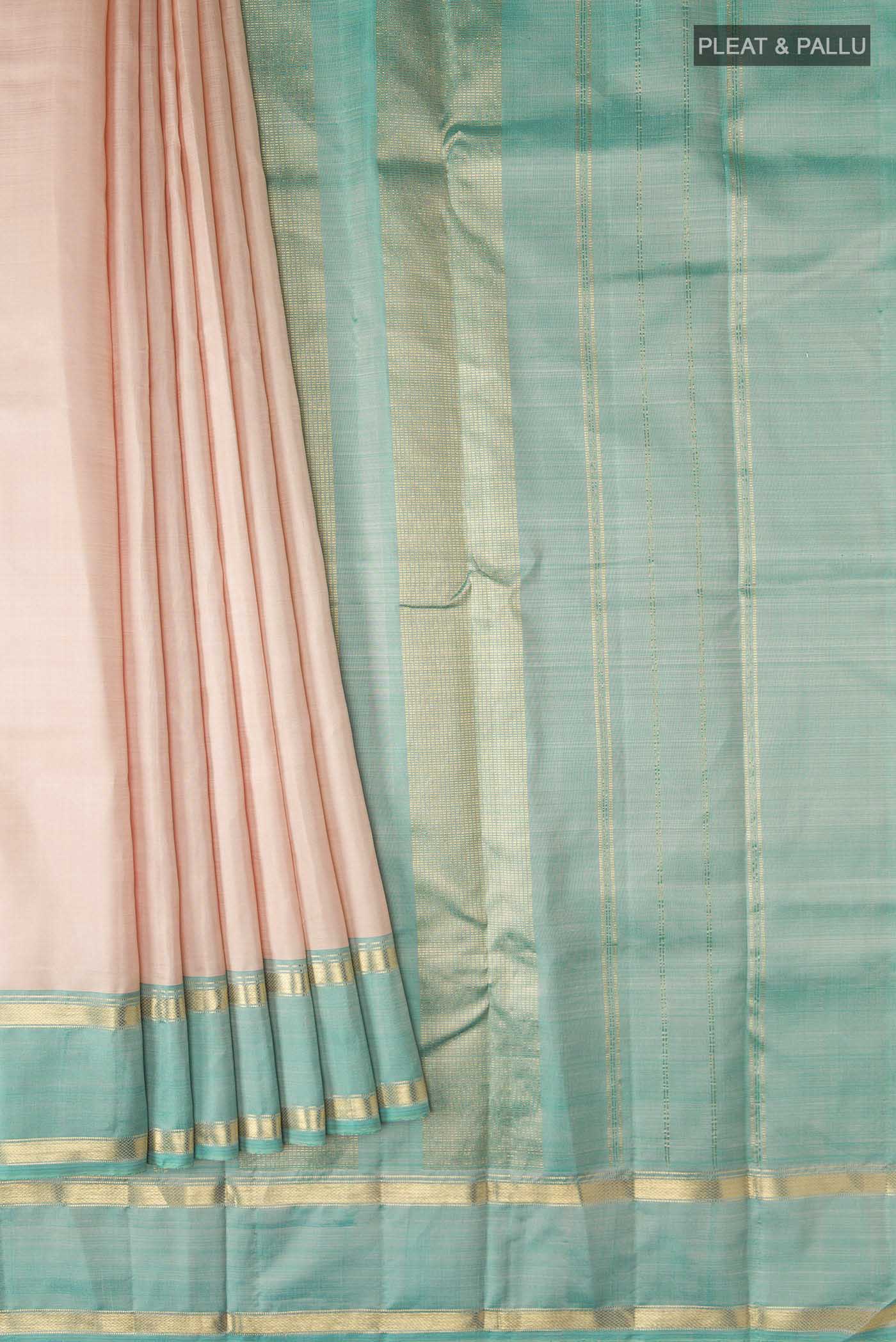 pleats pallu