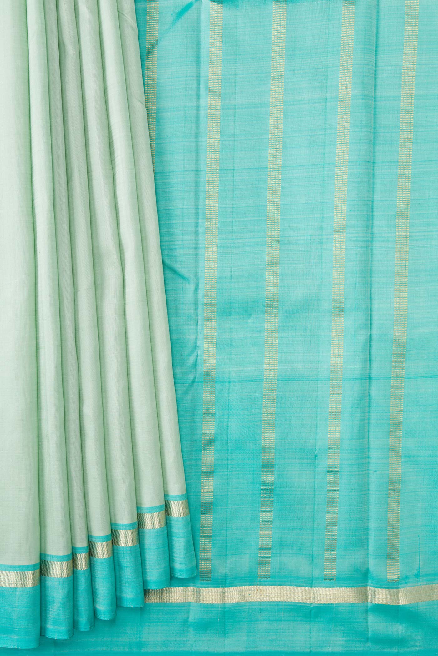 pleats pallu