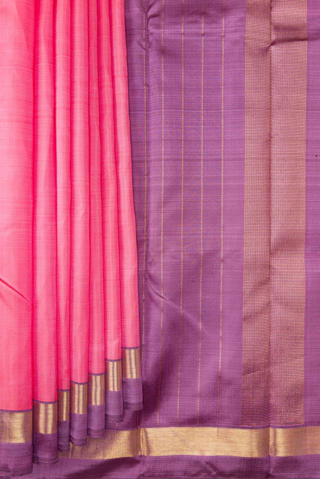 Pleats and pallu of Pink Dual Tone Kanjivaram Silk Saree with Plain Body and Zari Border. 