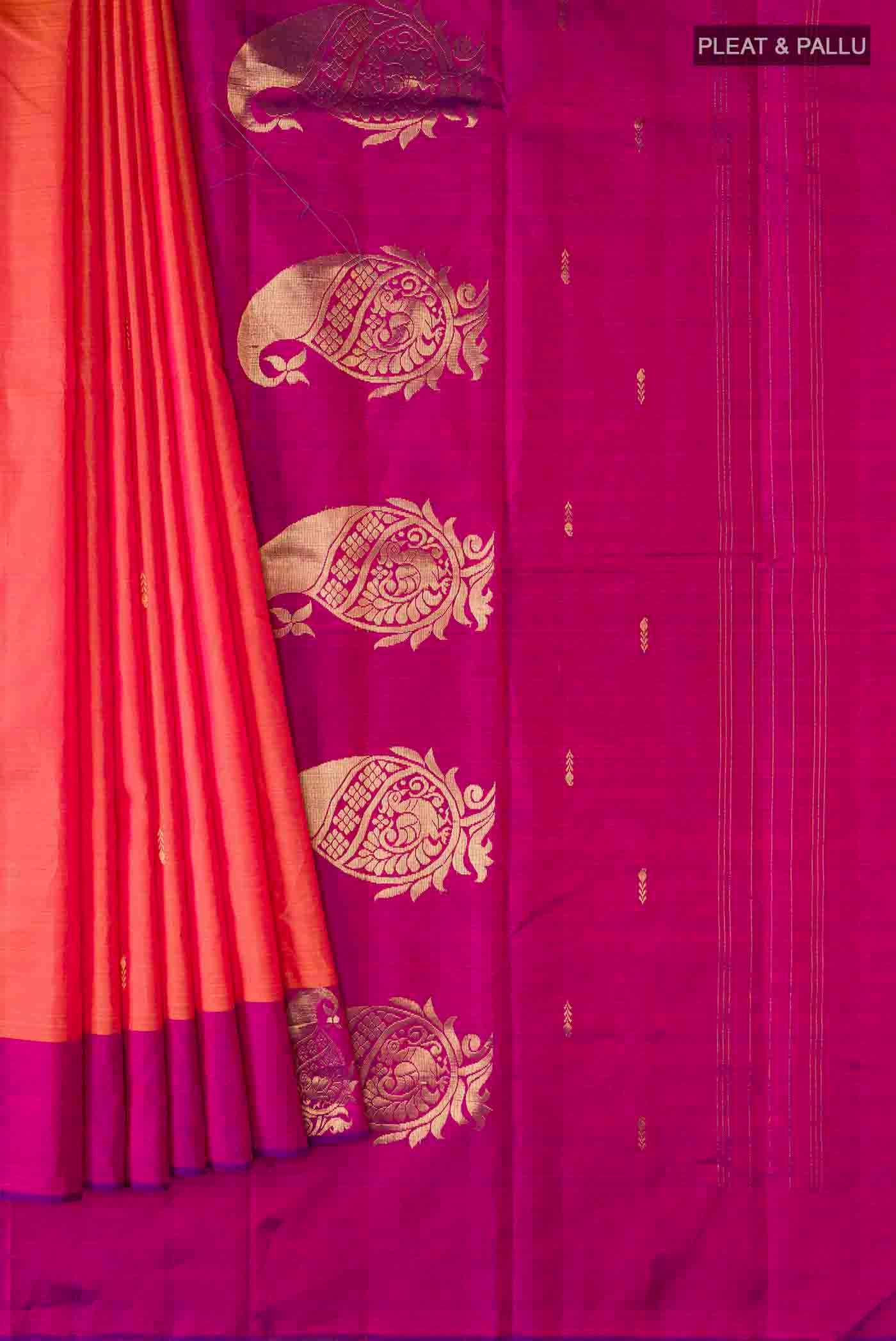 pleats pallu