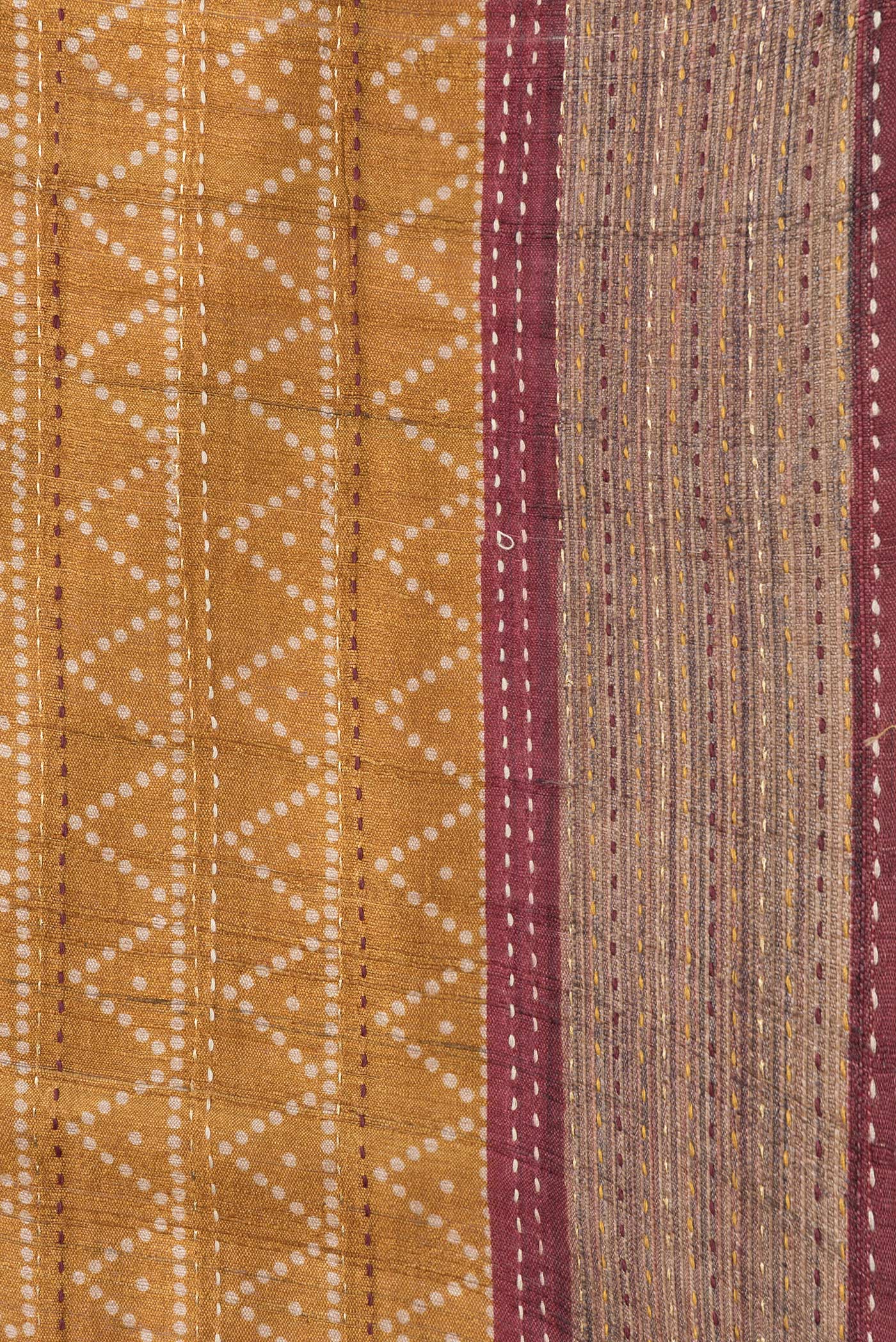 Border image of Mustard Dual Tone Tussar Silk Saree with Printed design on the body and Embroidery Border. 