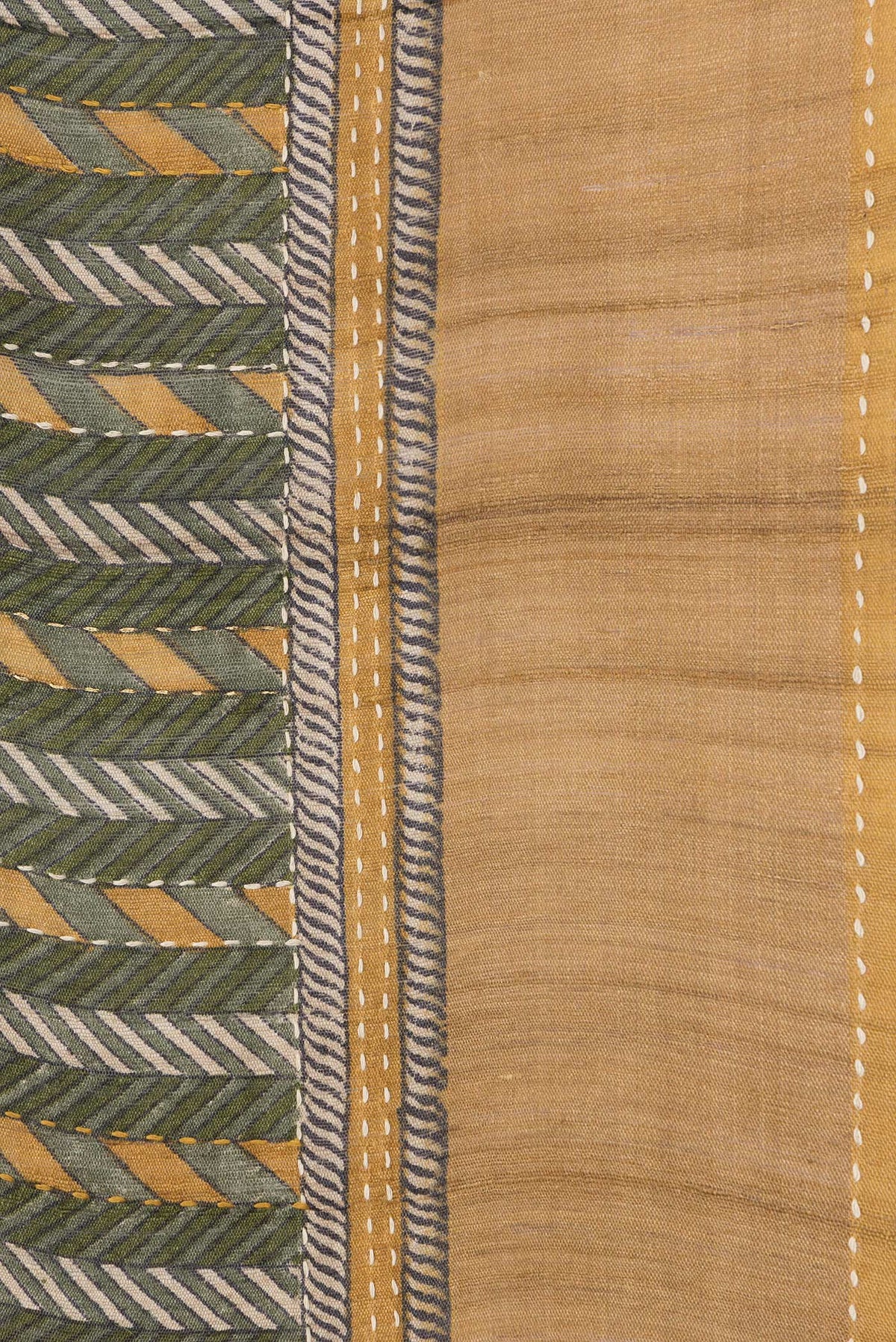 Border image of Mehandi Green Dual Tone Tussar Silk Saree with Printed design on the body and Zari Border. 